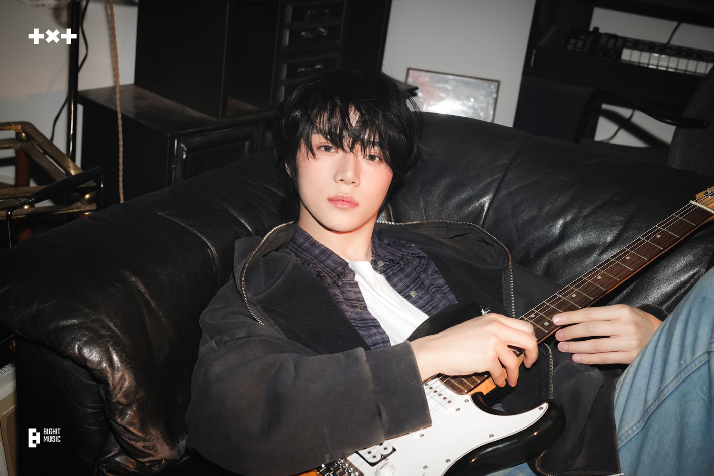 Weverse TOMORROW X TOGETHER Image - 'BEOMGYU's Mixtape