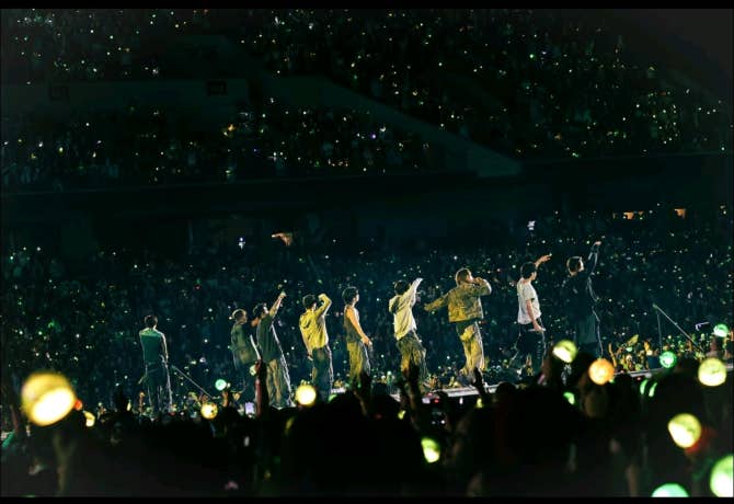 SEVENTEEN Community Post - 251017 DAY 2️⃣ SVT WORLD TOUR [NEW_] IN LA ...