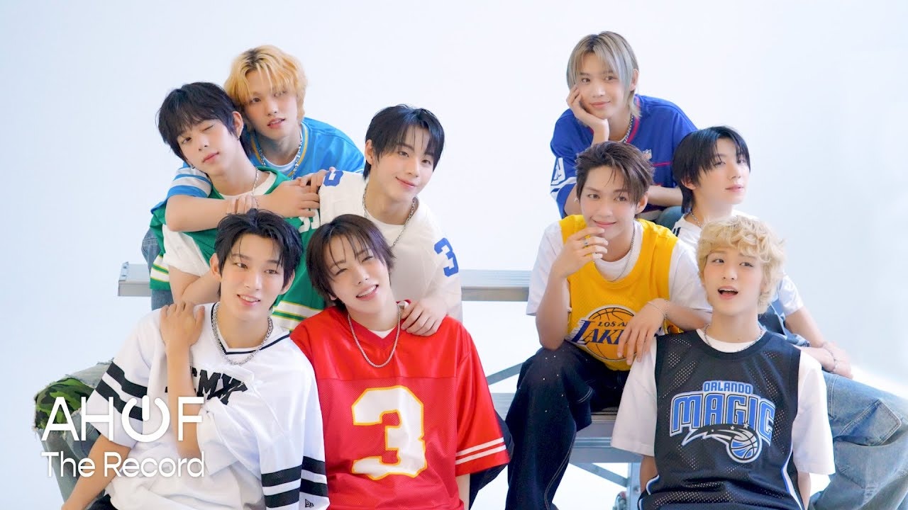 Weverse AHOF Media - 귀엽고 멋있고 잘생기고 다하는 아홉이들🥰 | COSMOPOLITAN Behind ...