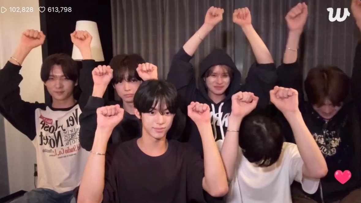 TWS Community Post - #TWS사랑해 우리 이렇게 장난스럽게 재밌게 오래오래보자 언제나 어디서나 우리 42가 곁에 ...