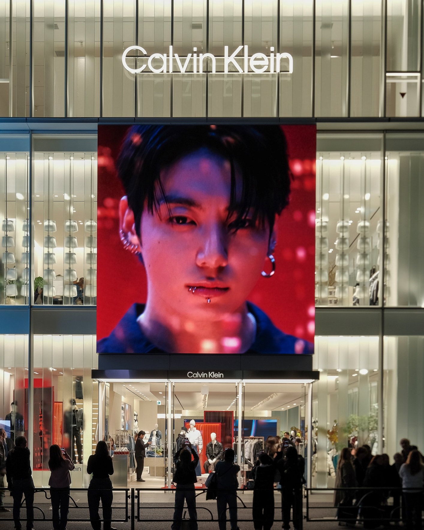 BTS Community Post - Watch Jungkook outside Calvin Klein flagship store ...