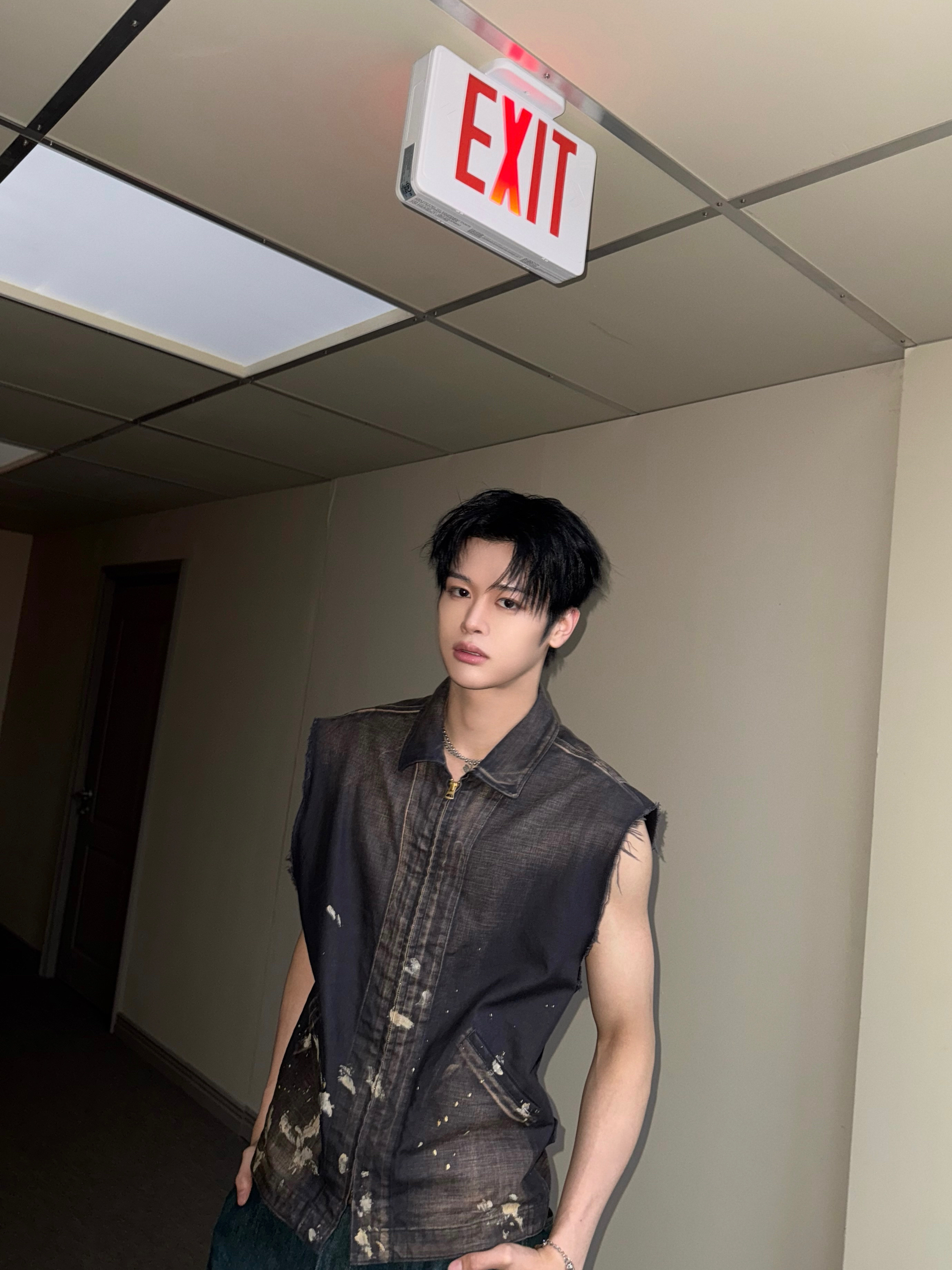 CLOSE YOUR EYESコミュニティの投稿 - To the max😙😙 - MA JINGXIANG