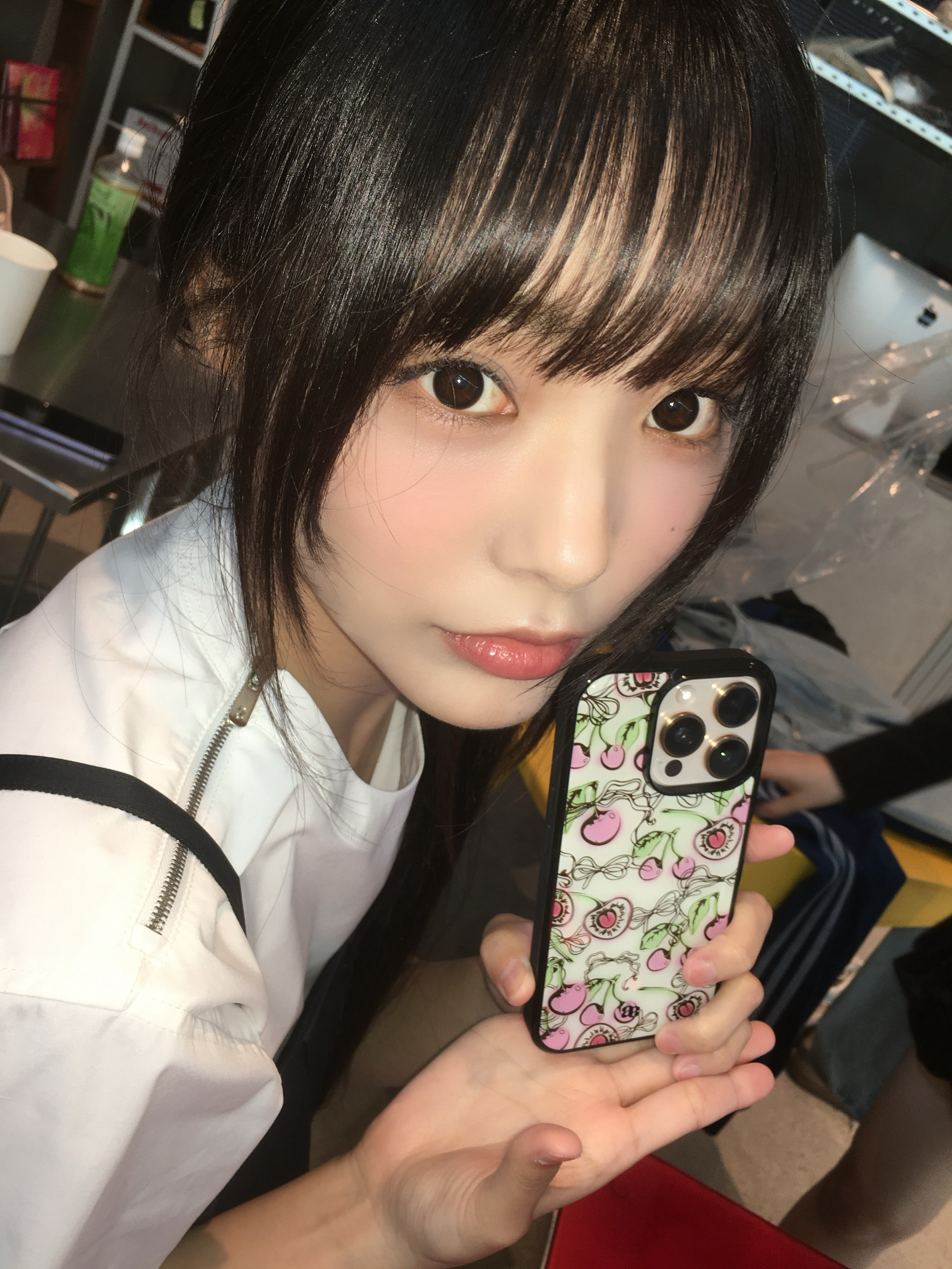 QWER Siyeon サイン入りチェキ사인이 들어간 체키 image.jpg
