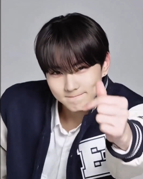 ENHYPEN Community Post - my cuties🥺🥺🥺🥺🤏🤏🤏🤏