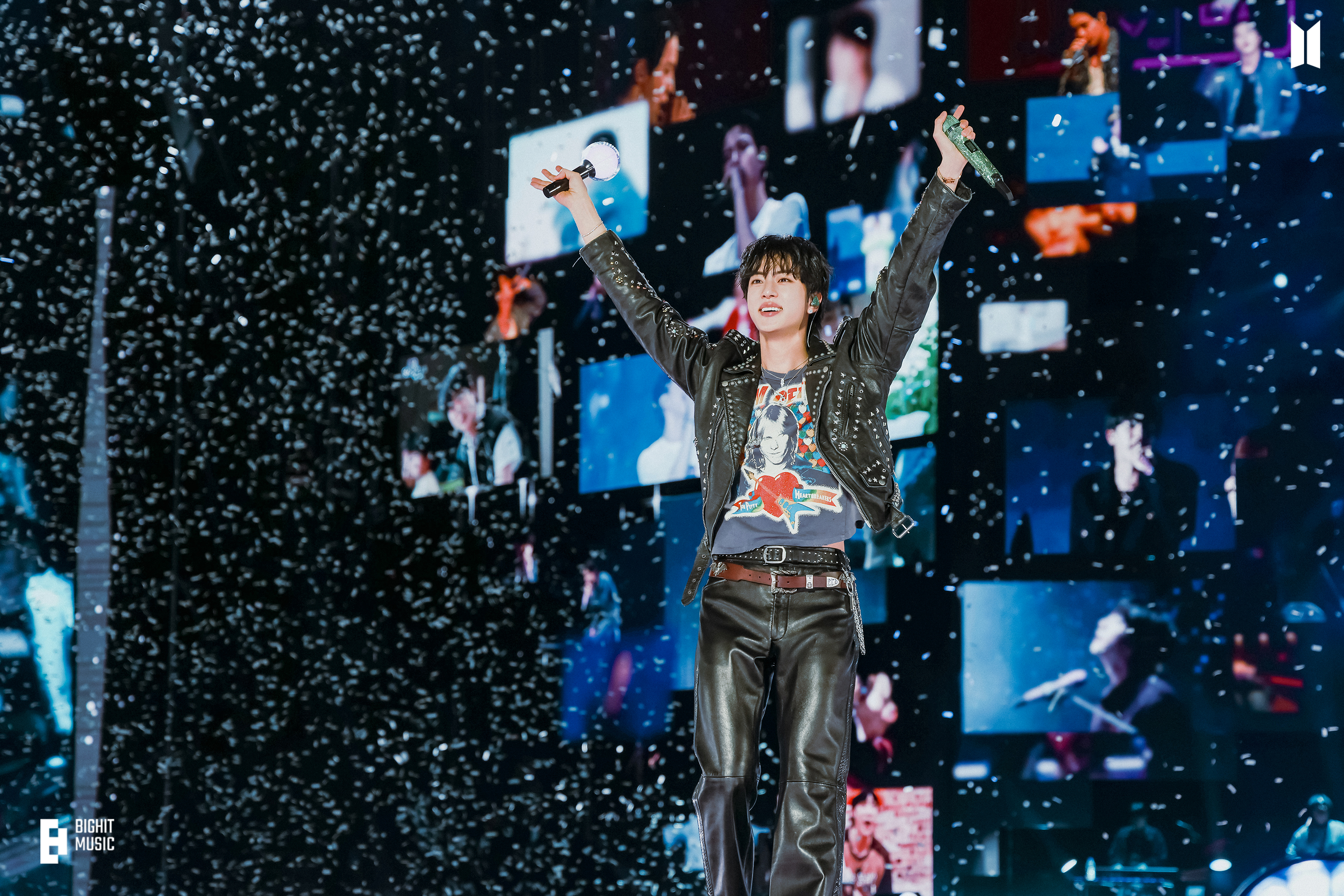 Weverse BTS Image - 진 (Jin) '#RUNSEOKJIN_EP.TOUR_ENCORE' Photo Sketch