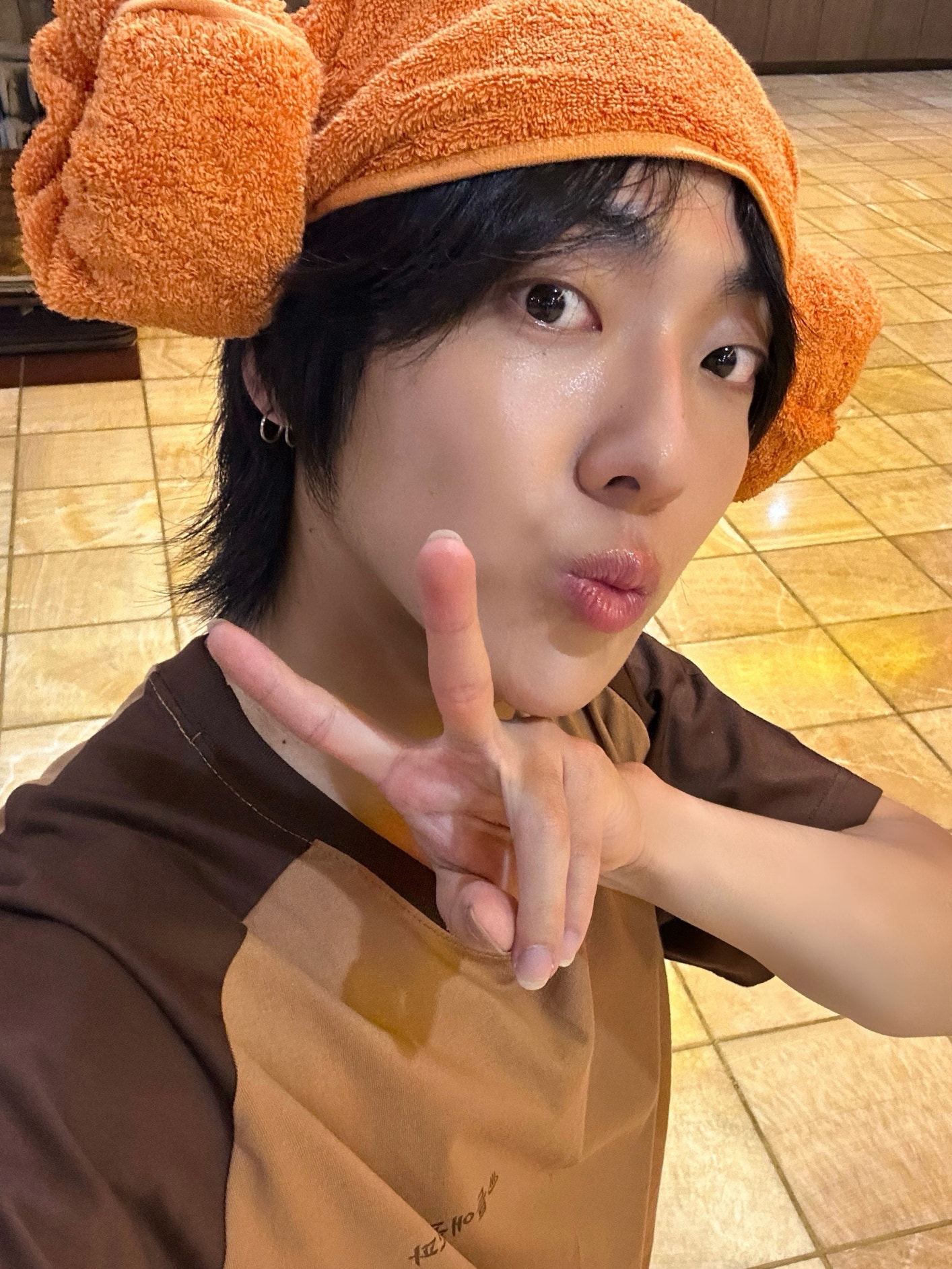 Dragon Pony Community Post - 안올라갔던 사진은 요기~~ - An Tae Gyu