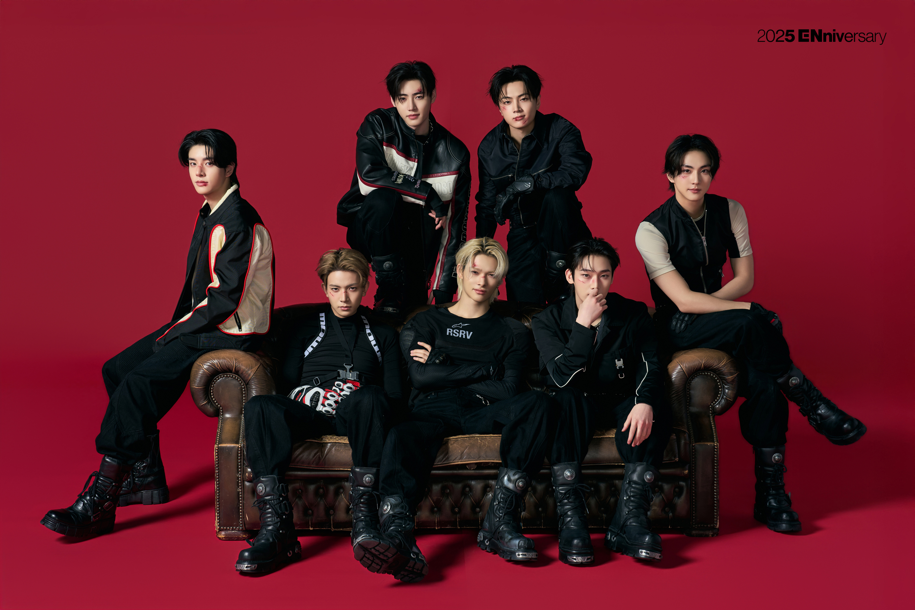 Weverse ENHYPEN Image - ENHYPEN 2025 ENniversary FAMILY Photo #1
