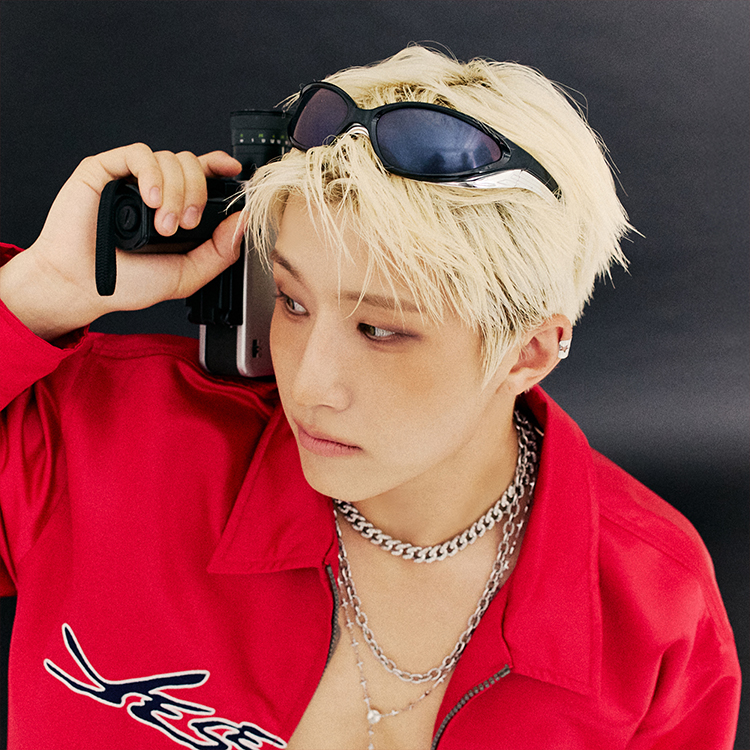 Weverse JINJIN Community Highlight