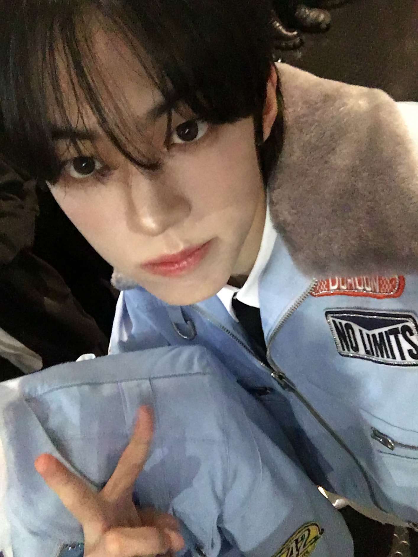 TWS Community Post - 👋👋 - DOHOON