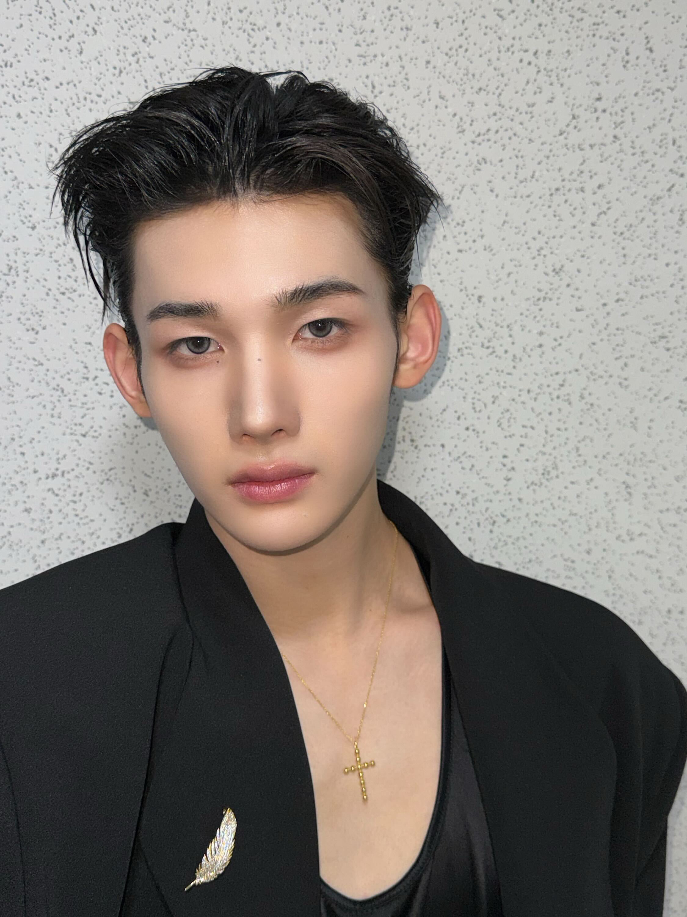 &TEAM Community Post - 🎄🤍 - JO