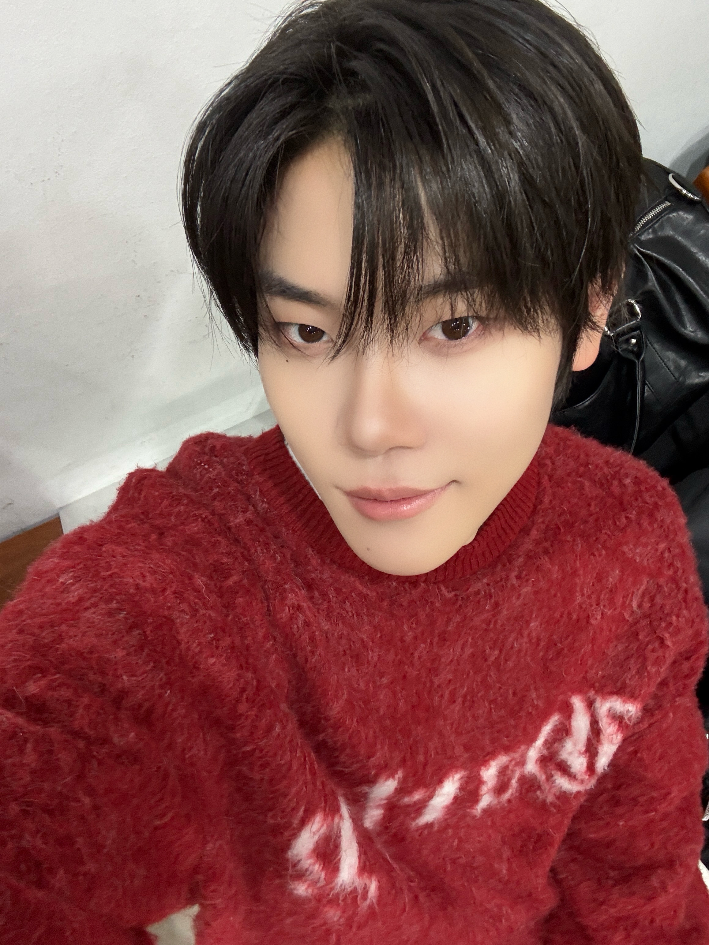 JANG YEOJUN 特典会参加券 CLOSE YOUR EYESコミュニティの投稿 - - JANG YEOJUN