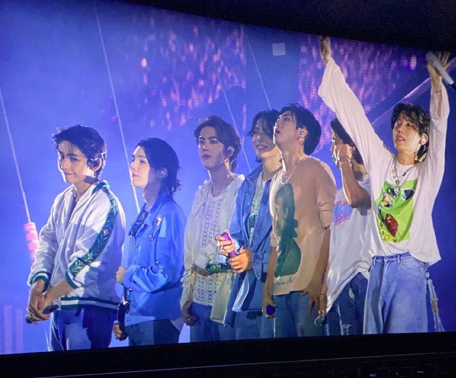 BTS Community Post - I know it's great to capture memories on your