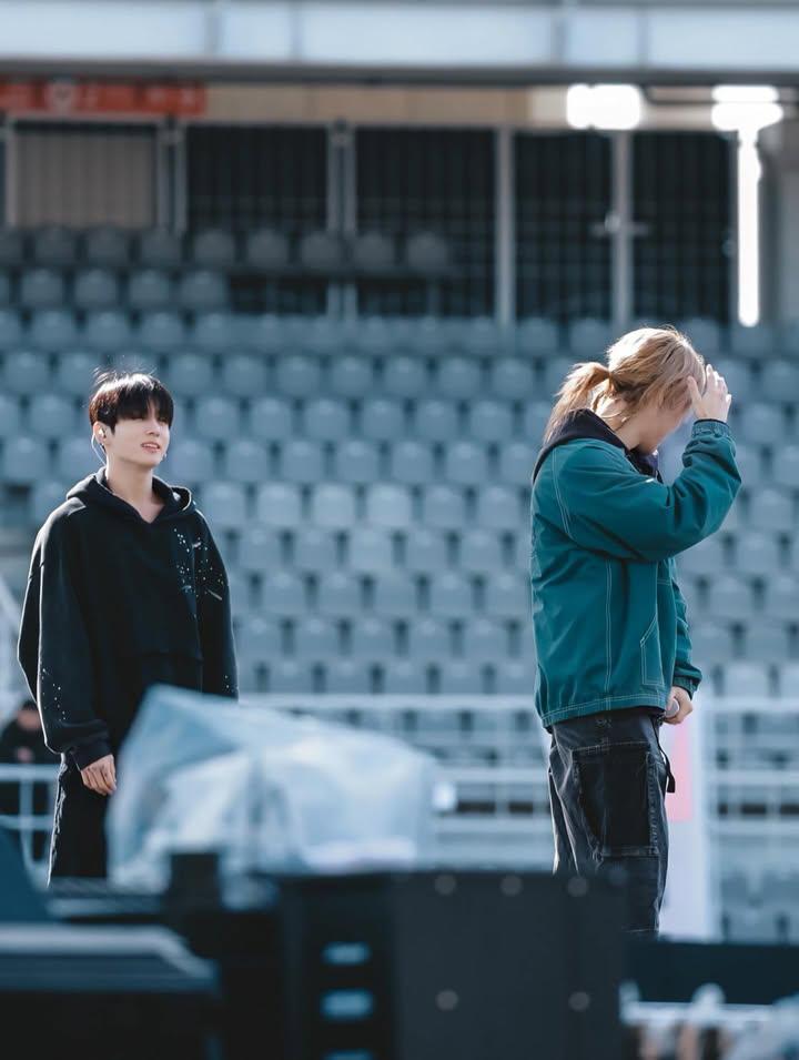 BTS Community Post - BTS WORLD TOUR 'ARIRANG' SOUND CHECK D-3