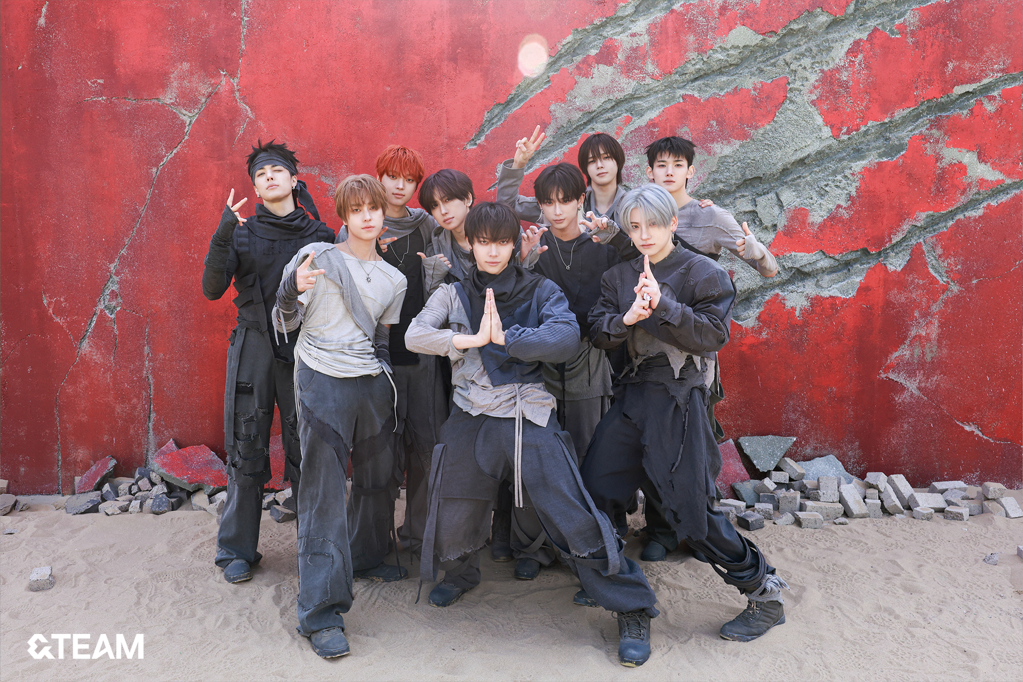 Weverse &TEAM Image - &TEAM 'We on Fire' MV Shoot Behind Photo