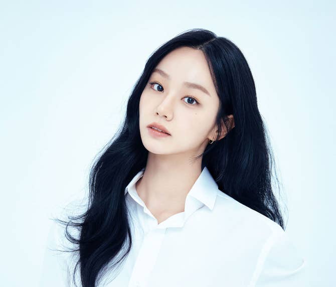 Most recent profile image for HYERI