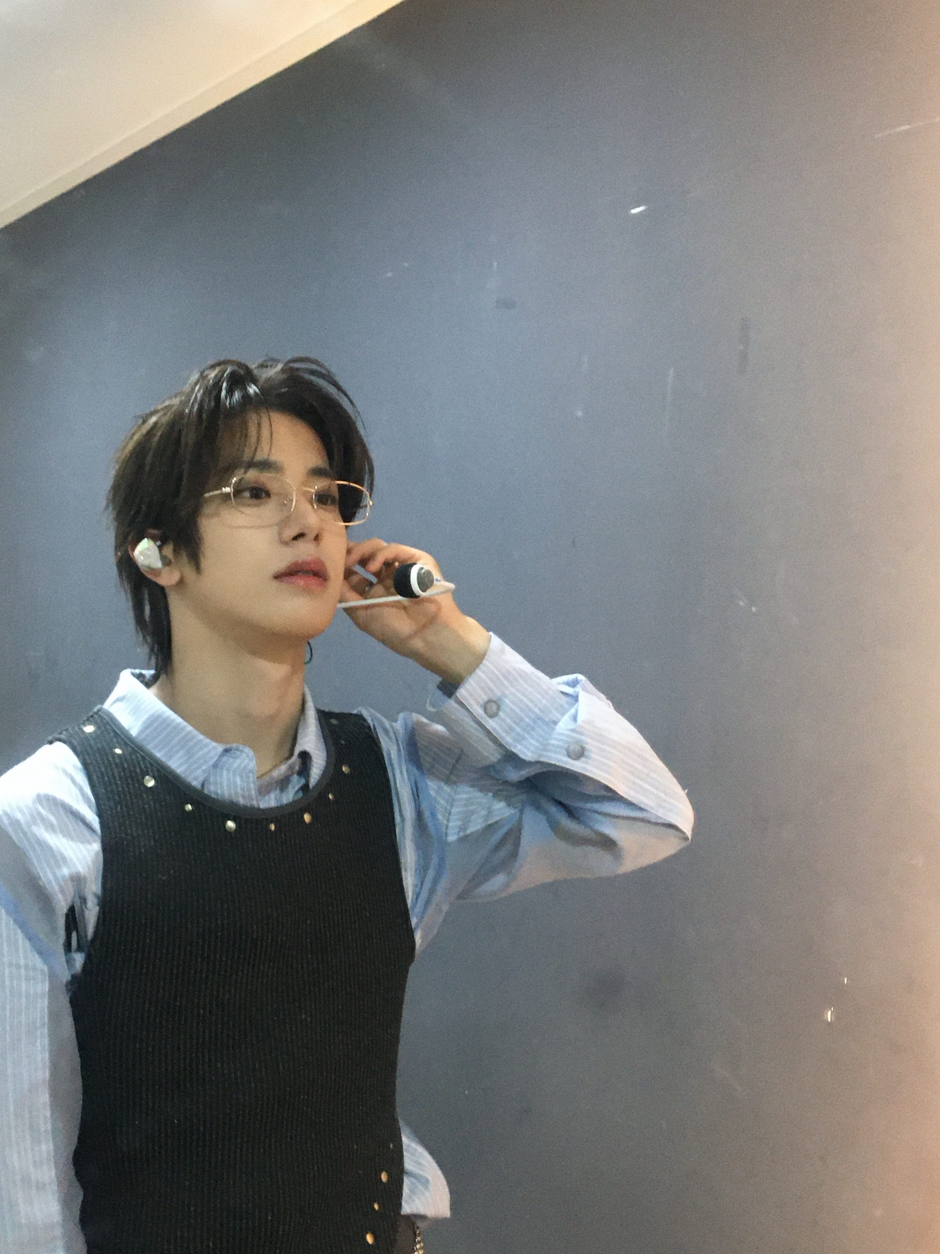 CLOSE YOUR EYESコミュニティの投稿 - POSE💪🏻 - SONG SEUNGHO