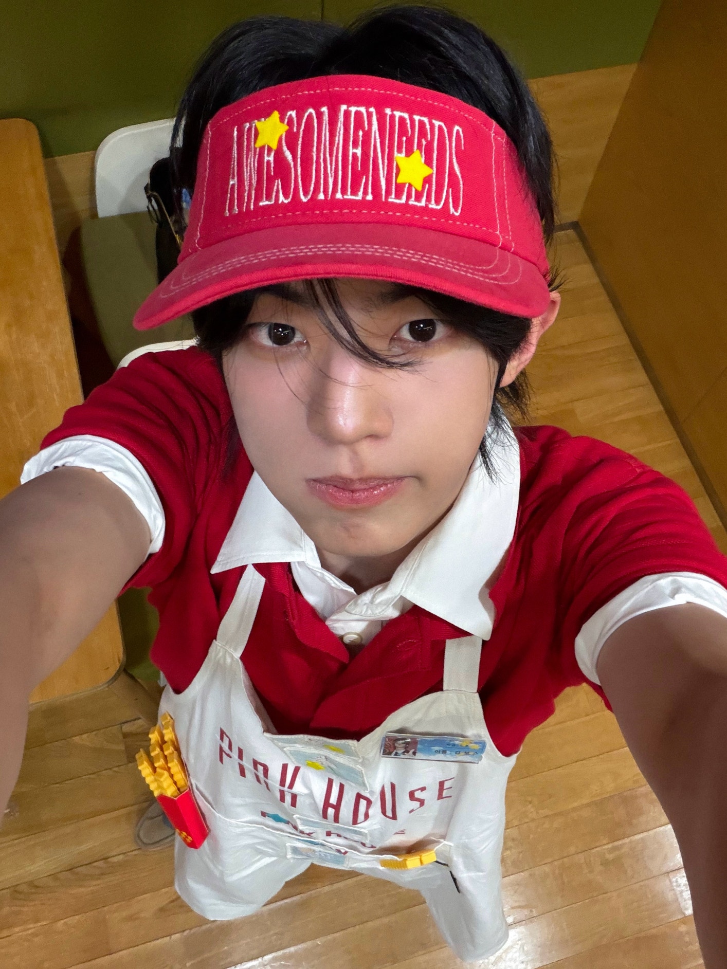 TWS Community Post - 🍔🍔 - DOHOON