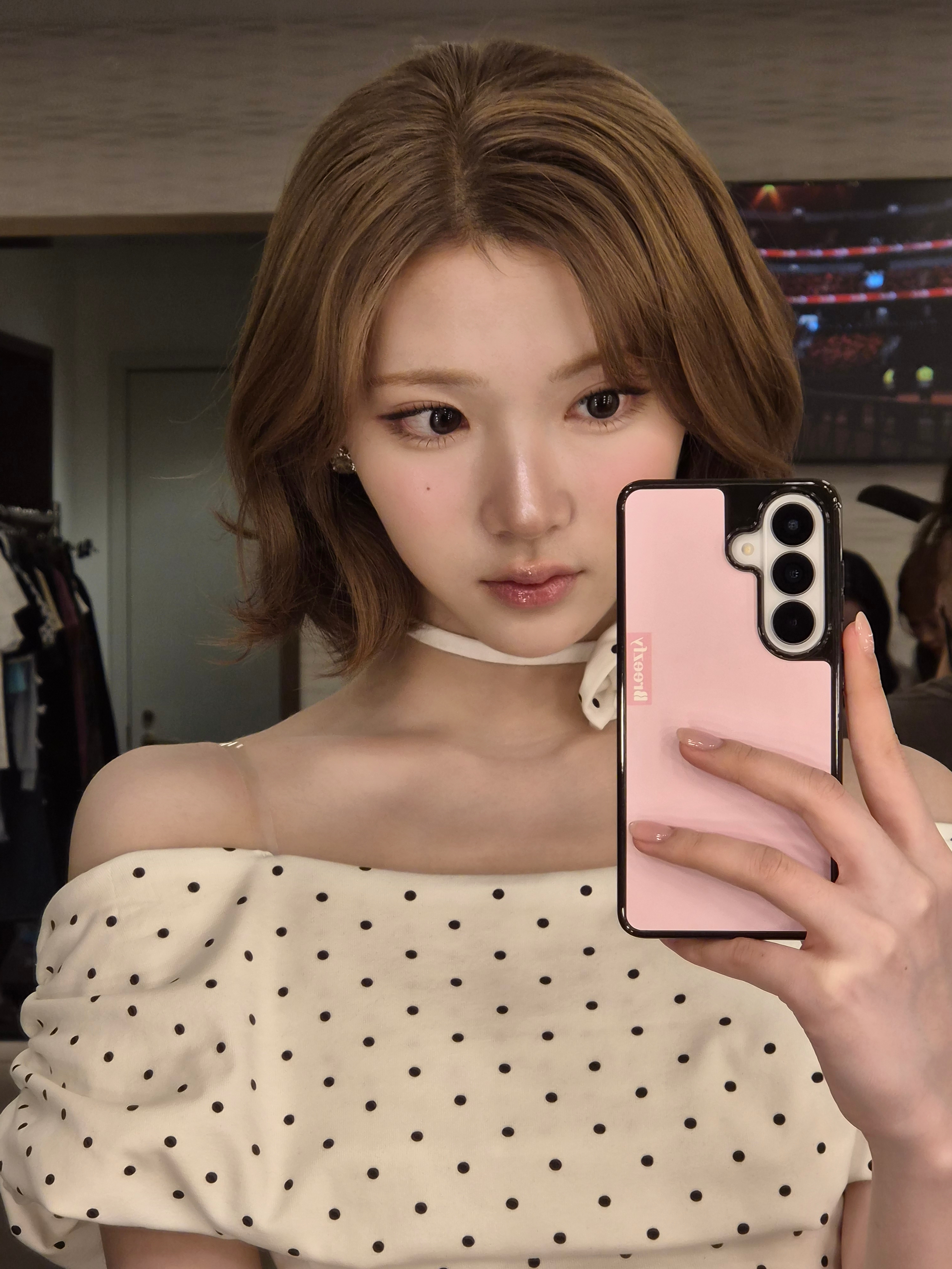 Hearts2Hearts社群貼文 - 谢谢 一直爱你们 🤍 - JIWOO