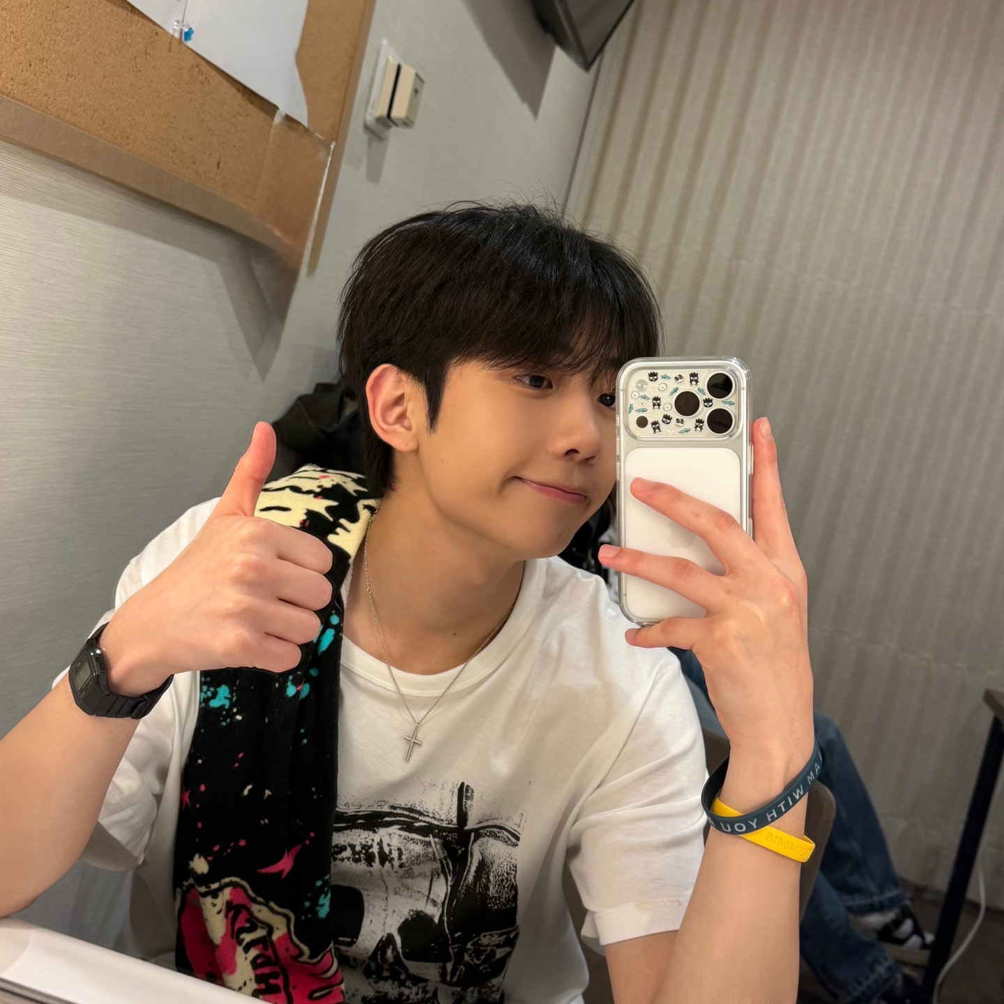 Hi-Fi Un!corn社群貼文 - 🥹🥹♥️♥️♥️💛💛 - UM TAEMIN