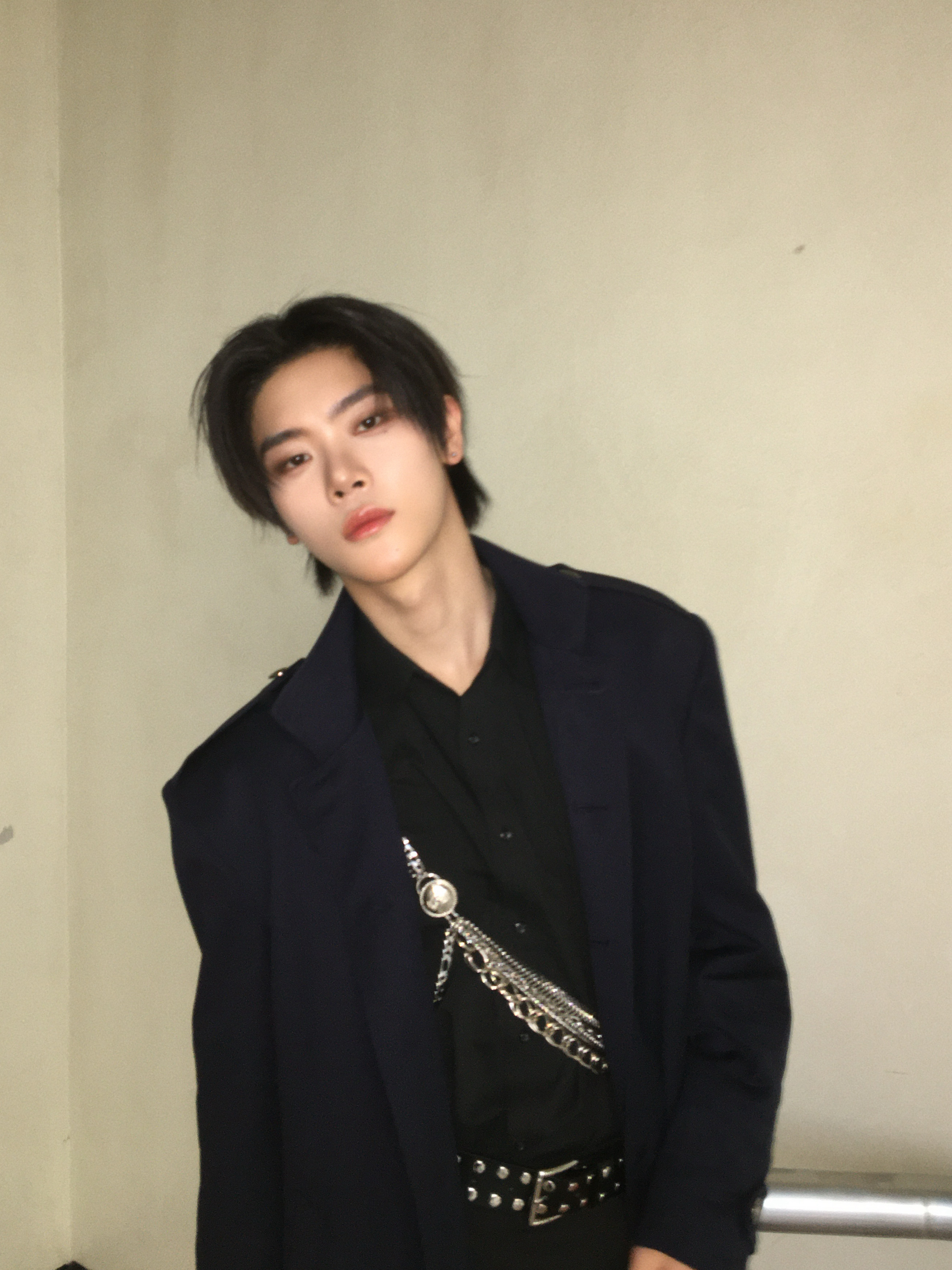 クルユアJANG YEOJUN ツーショ　2/14名古屋 CLOSE YOUR EYESコミュニティの投稿 - 멋진척! - JANG YEOJUN