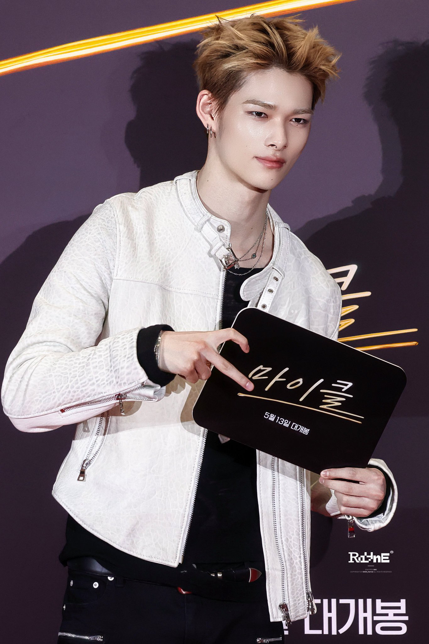 ENHYPENコミュニティの投稿 - 260511 ni-ki at the VIP premiere of
