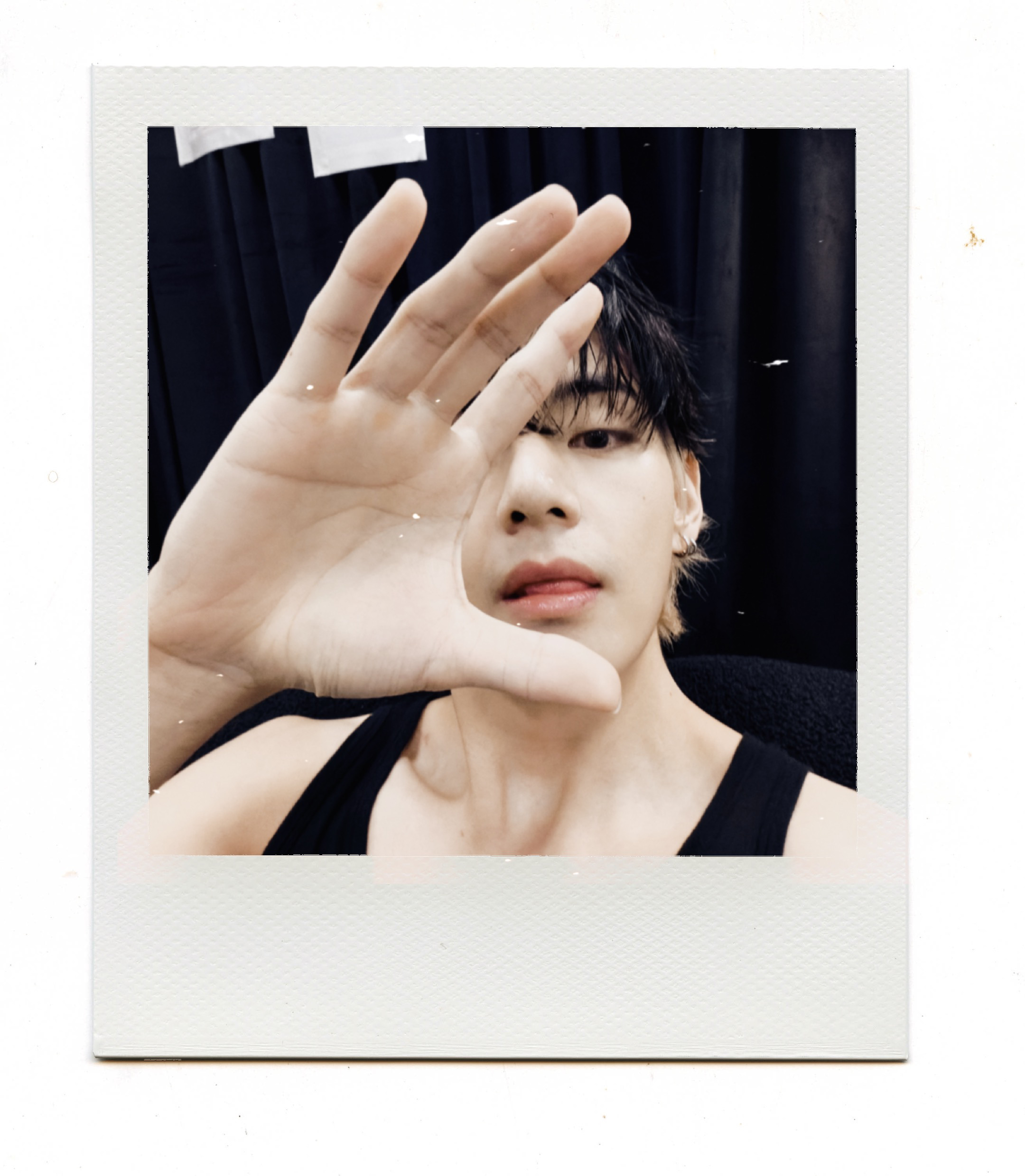 BTS Community Post - 다들 어떻게 지내? - V