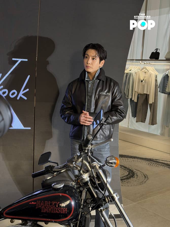 BTS Community Post - Jung Kook at Calvin Klein Harajuku Flagship Store ...