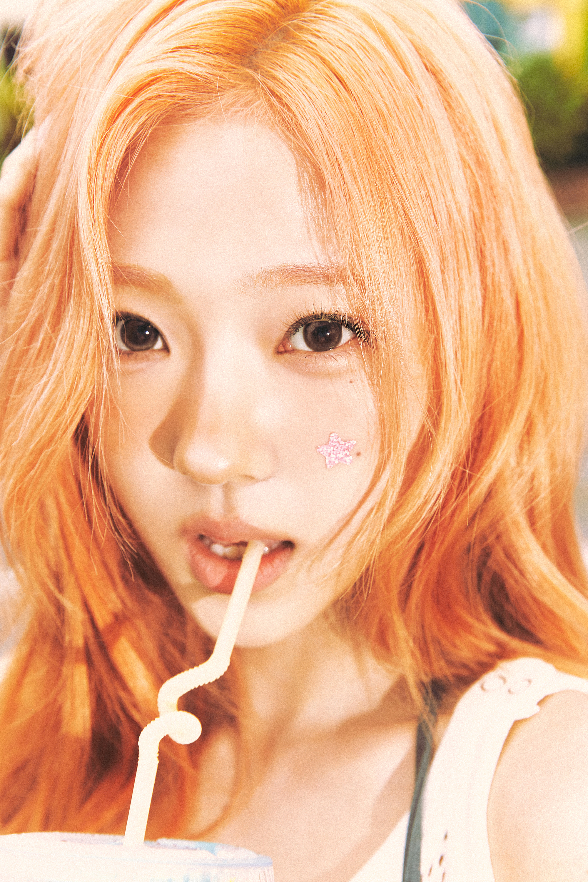 Weverse Hearts2Hearts Image - TEASER IMAGE : LEMON SUN #STELLA