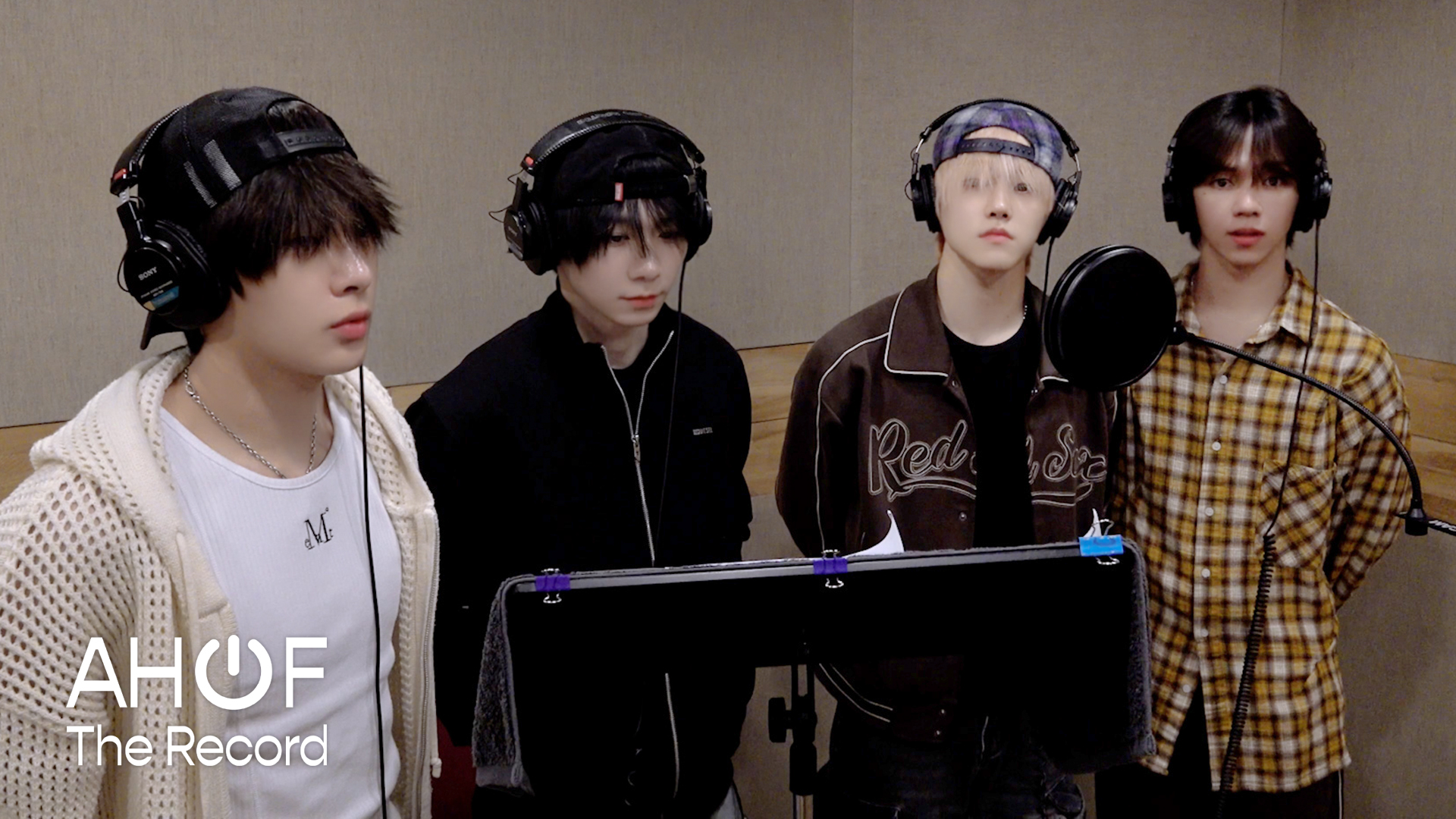 Weverse AHOF Media - AHOF(아홉) 'Sugar High' Recording Behind