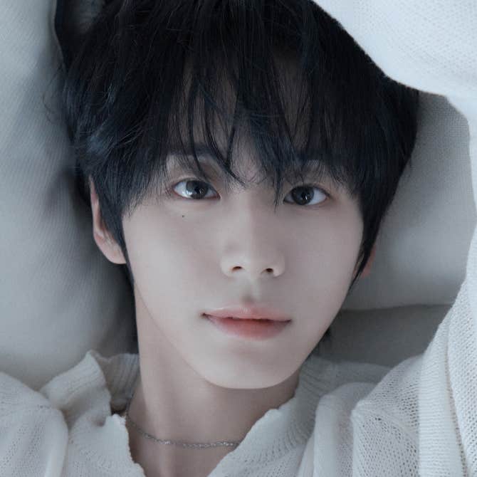 Most recent profile image for AHOF JEONGWOO 