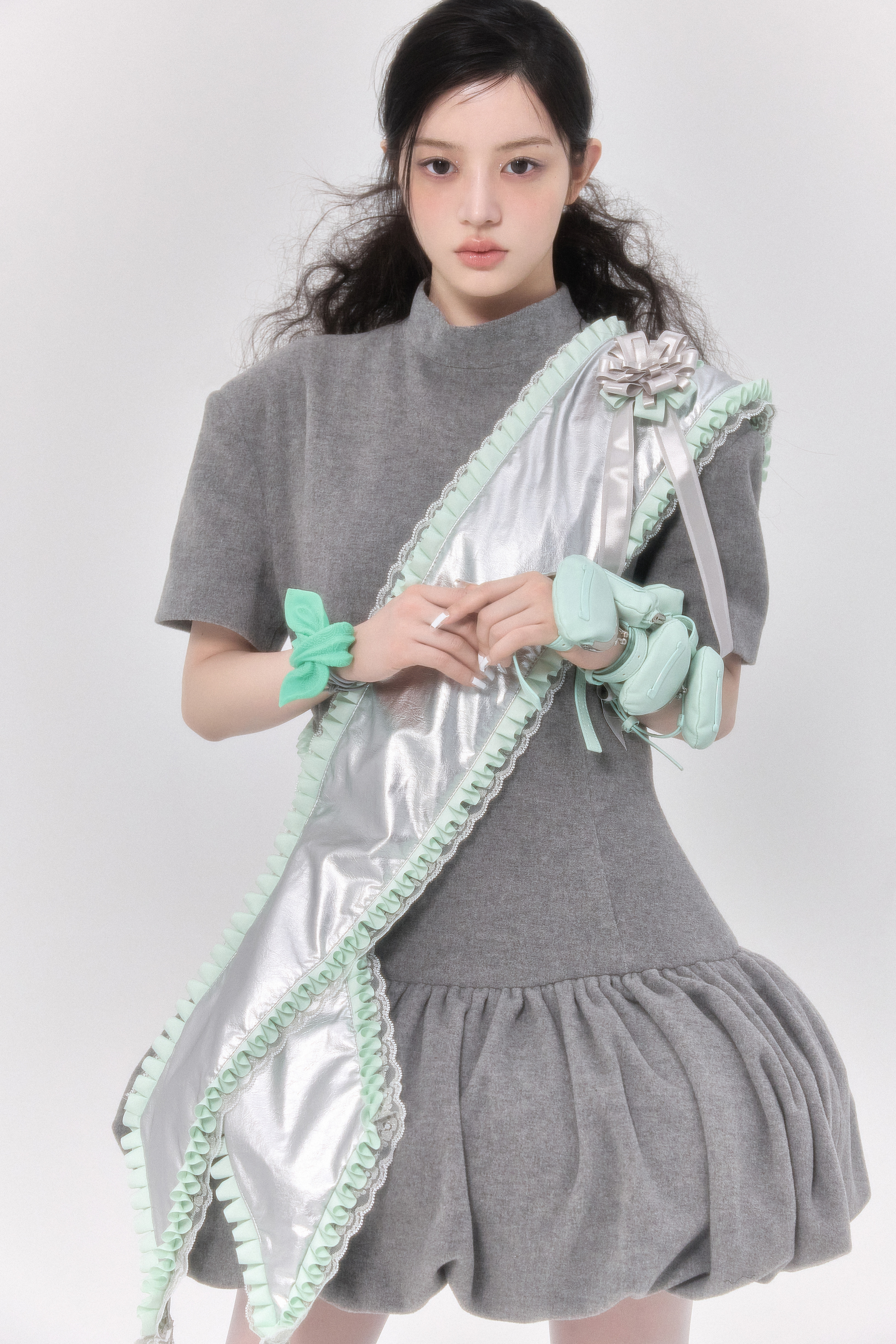 Weverse ILLIT 画像 - #ILLIT 'I Got Your Back' Concept Photo