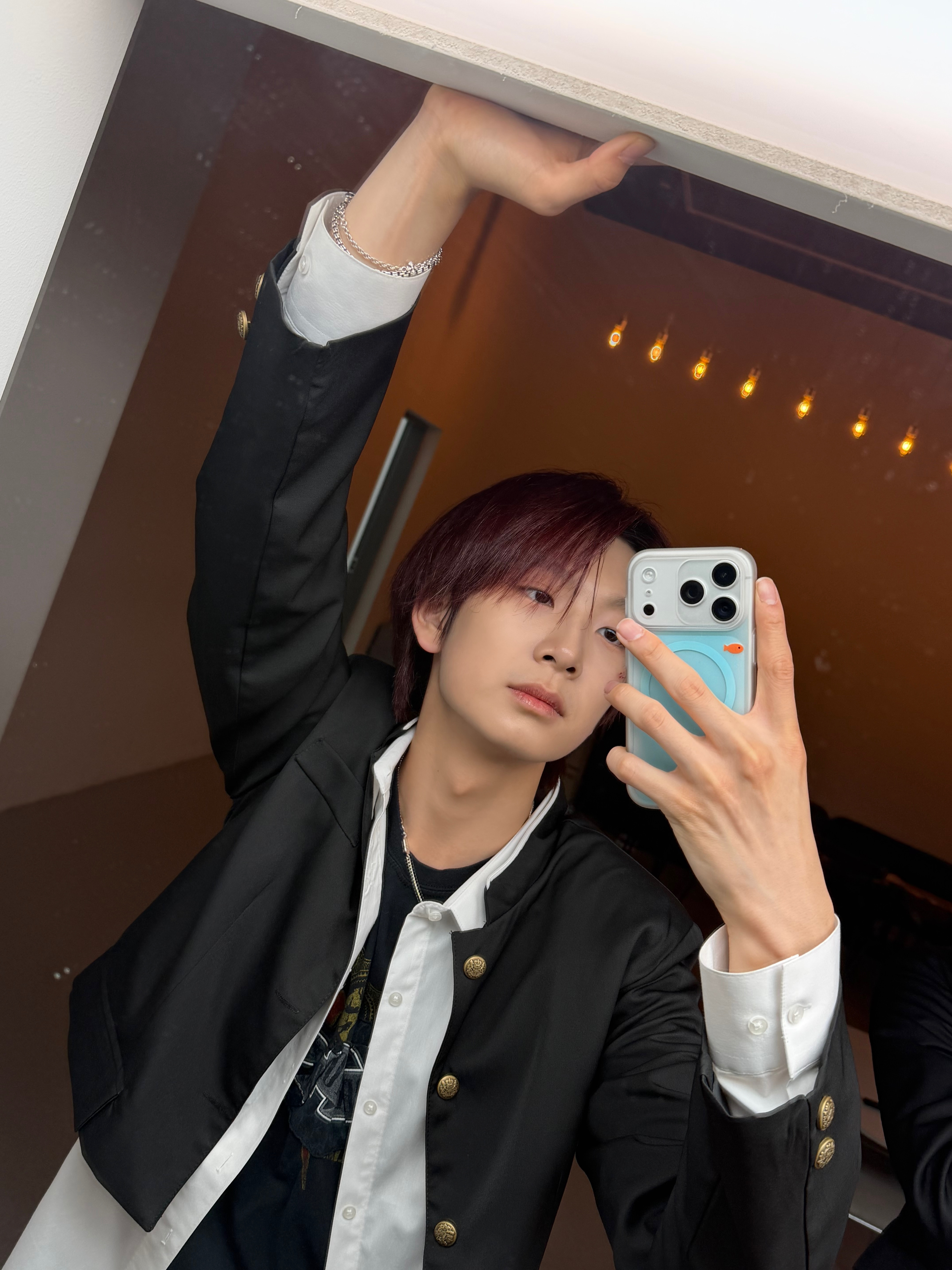 AMPERS&ONEコミュニティの投稿 - It's your tough guy Ky! ㅎㅎㅎ