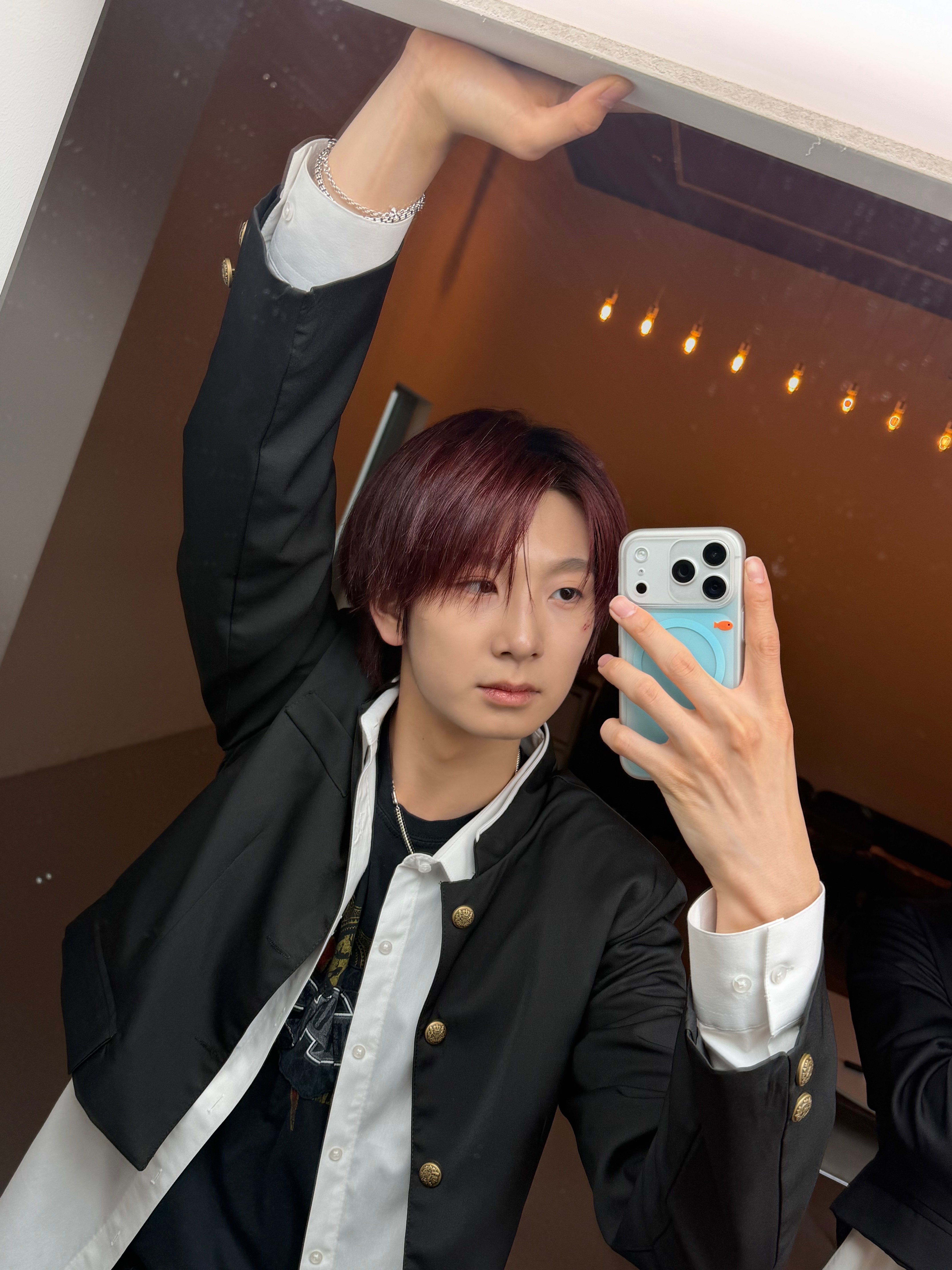 AMPERS&ONEコミュニティの投稿 - It's your tough guy Ky! ㅎㅎㅎ
