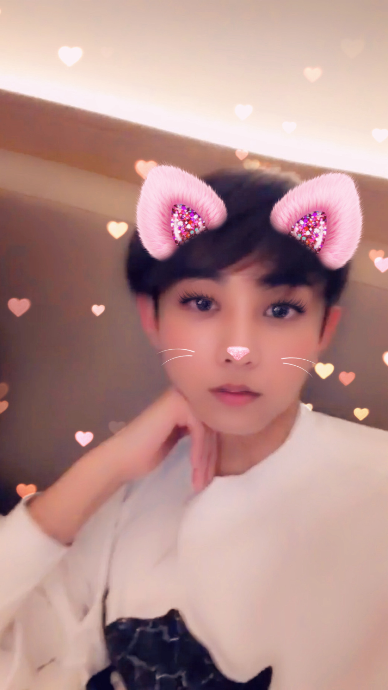 LNGSHOTコミュニティの投稿 - Shotties Vietnam presents gifts to