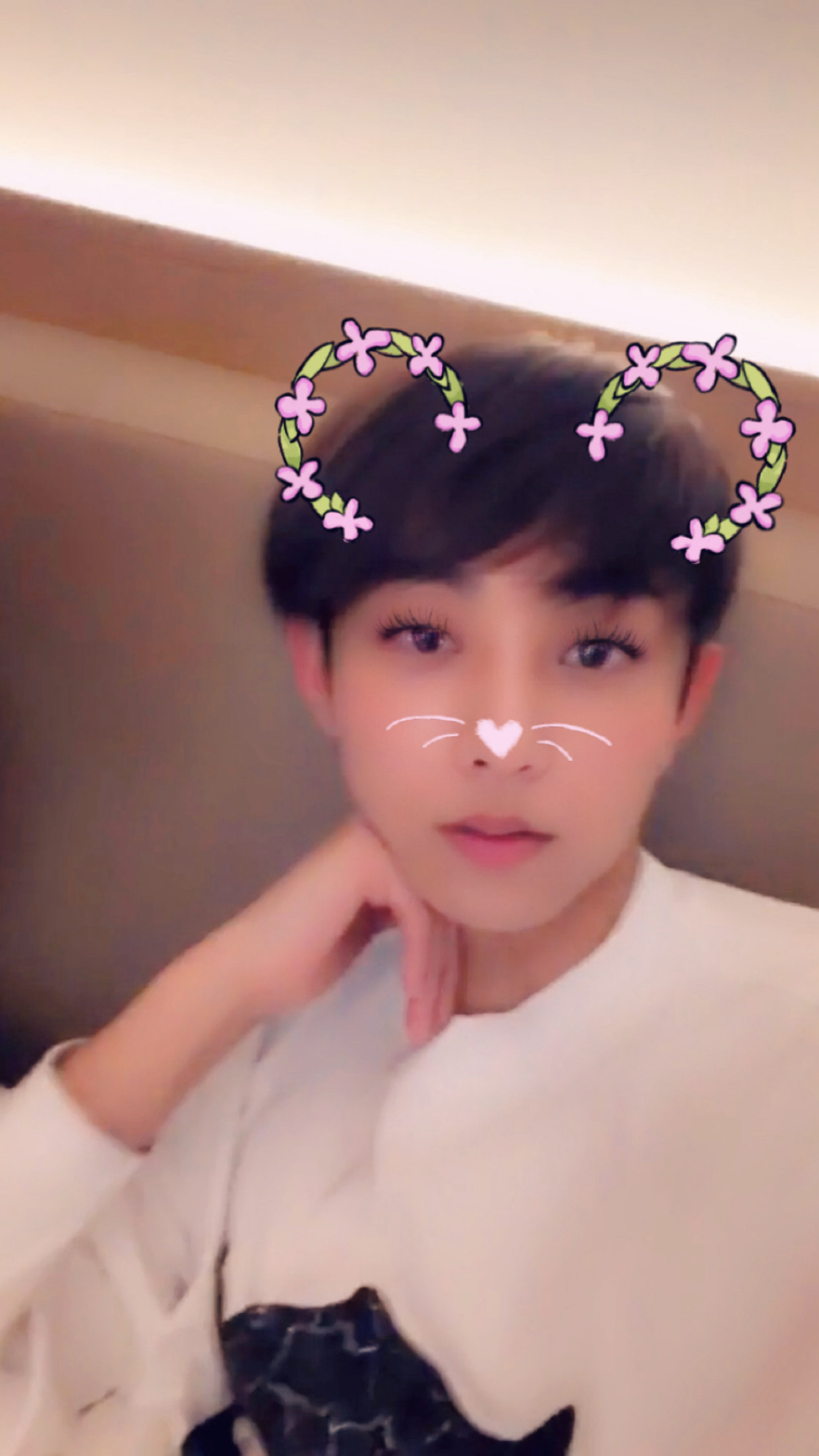 LNGSHOTコミュニティの投稿 - Shotties Vietnam presents gifts to