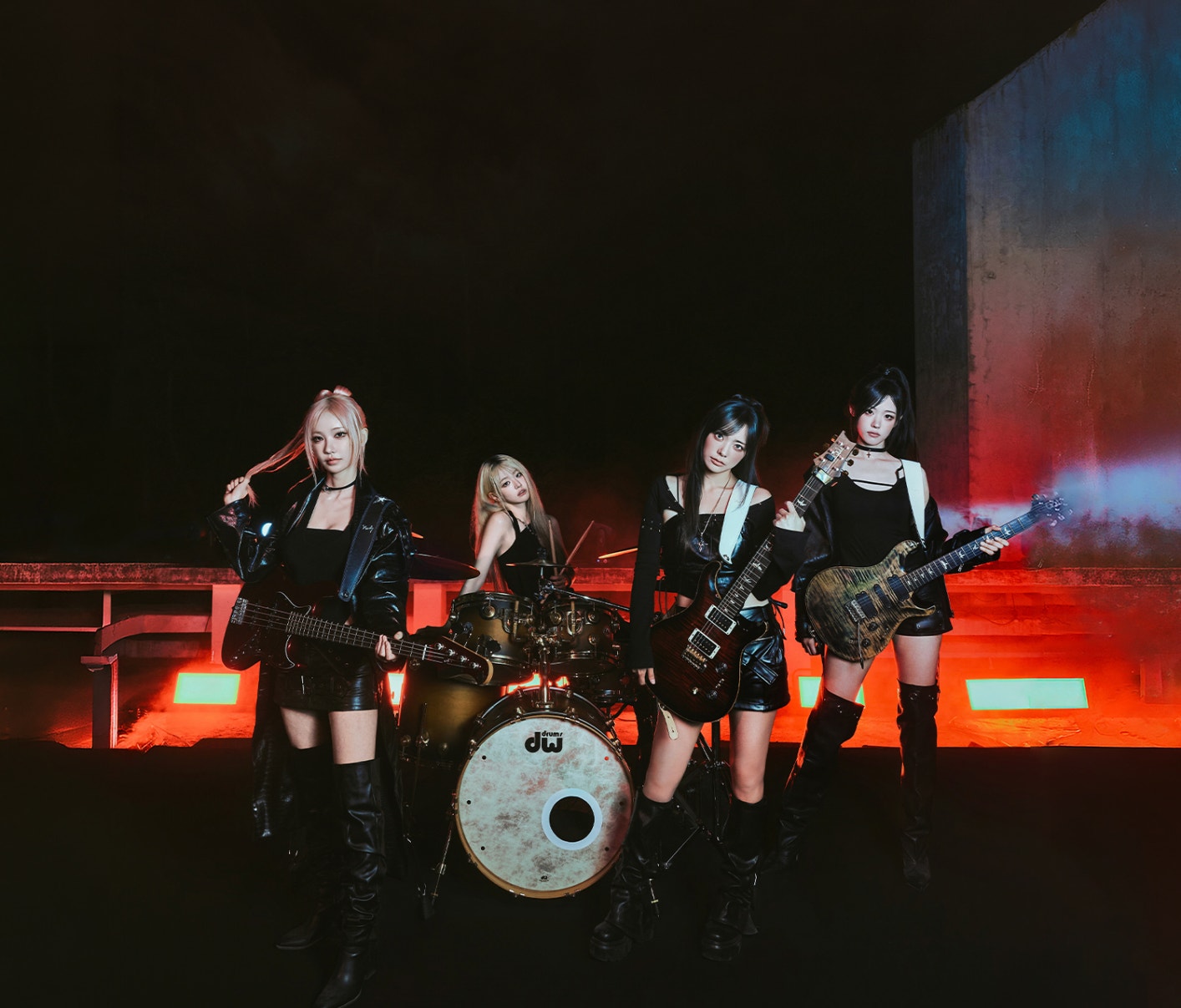 📢] QWER Special LP 'Beyond the Discord' 안내