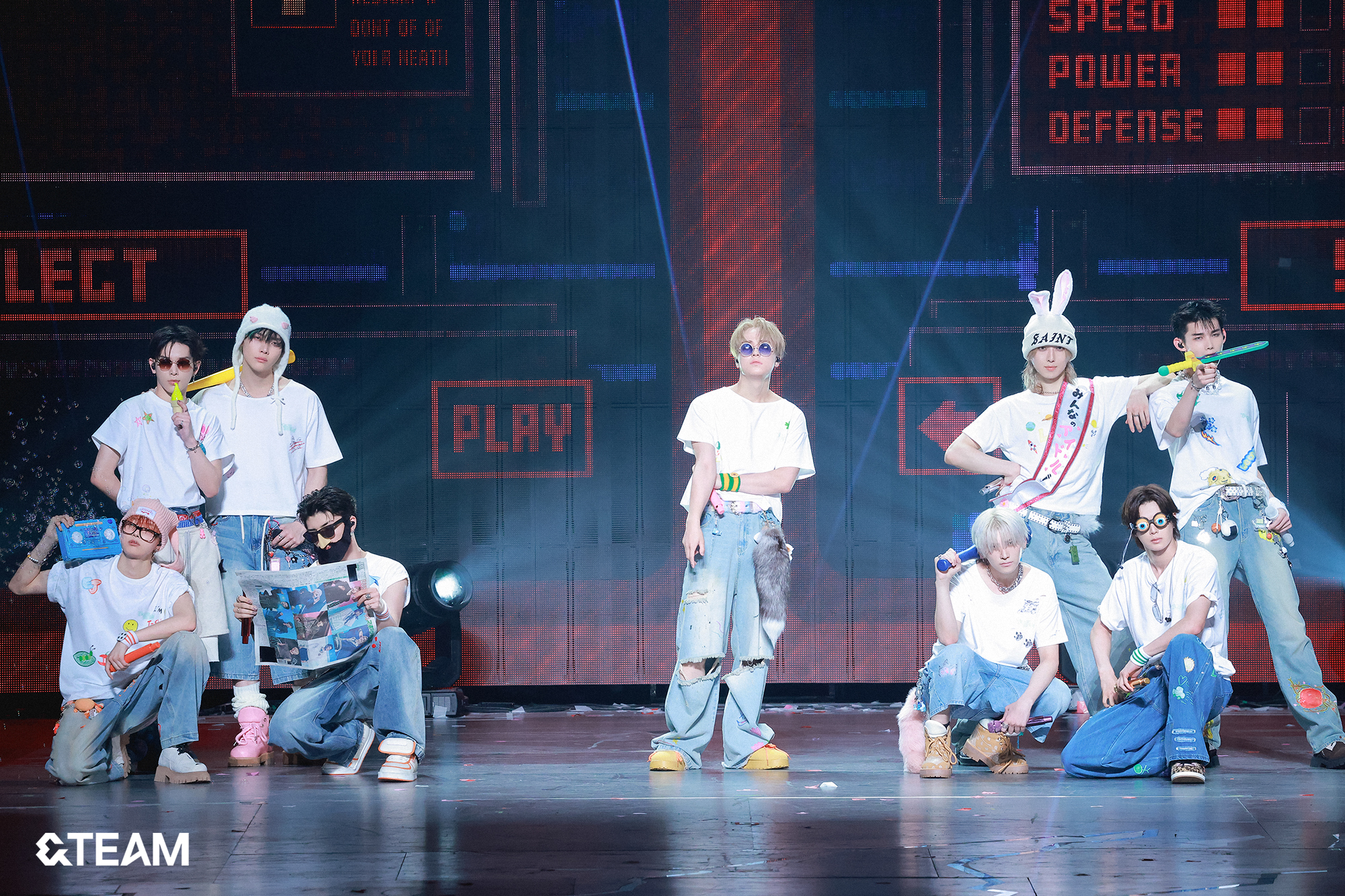 Weverse &TEAM Image - 2026 &TEAM CONCERT TOUR 'BLAZE THE WAY