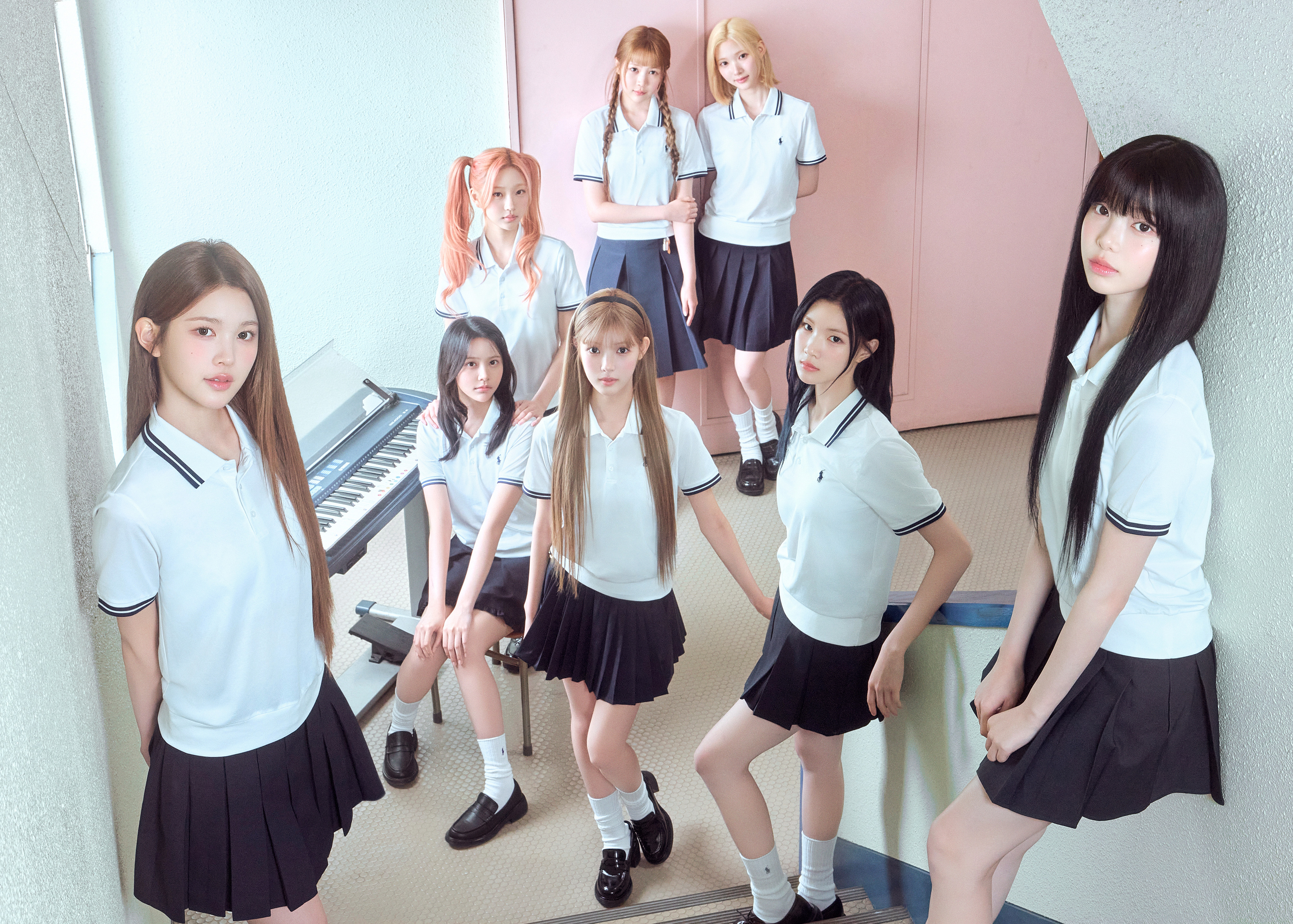 Hearts2Hearts ICONICHEART Weverse エイナ　2枚 Weverse Hearts2Hearts Image - ICONIC HEART MV Image