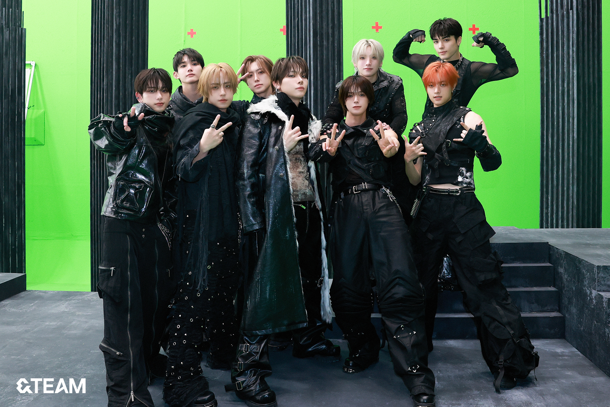 Weverse &TEAM Image - 2026 &TEAM CONCERT TOUR 'BLAZE THE WAY' VCR