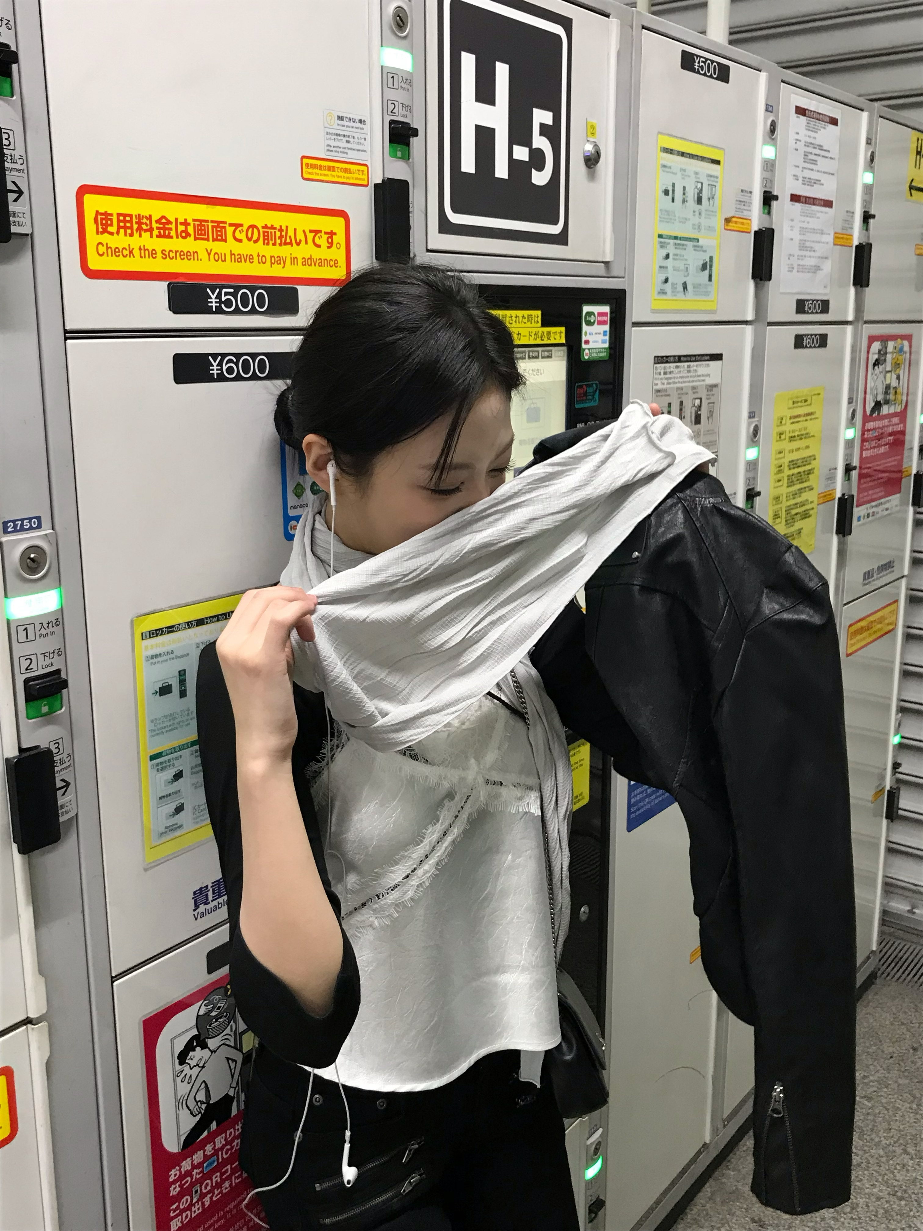 BABYMONSTERコミュニティの投稿 - finally its D-DAY ✨ - AHYEON