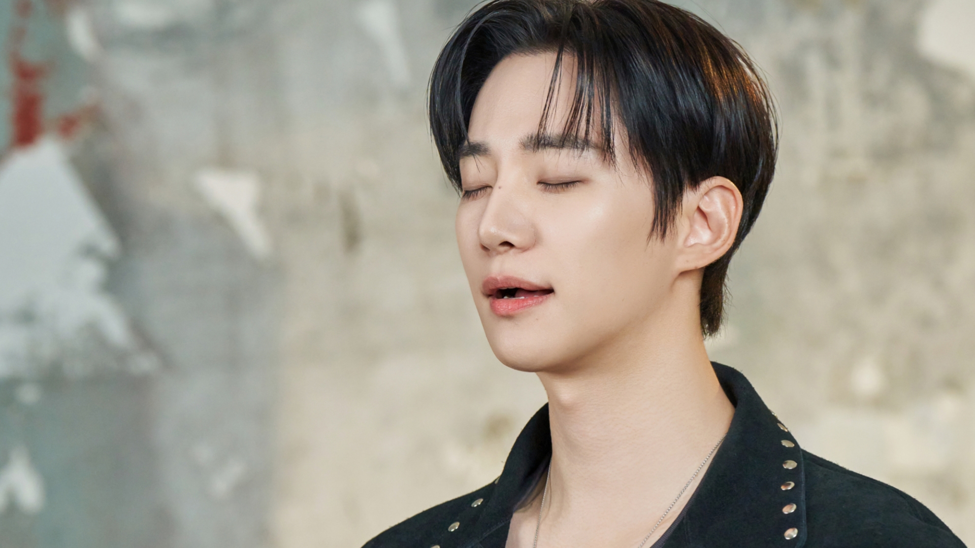 WeverseLEE JUNHO圖片 - LEE JUNHO | [#캐셔로] 💸💪🔥 Behind Moments