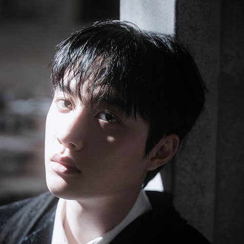 Most recent profile image for EXO D.O.