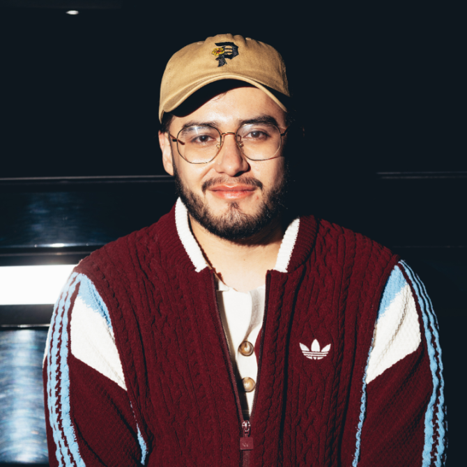 Most recent profile image for Low Clika Ayub