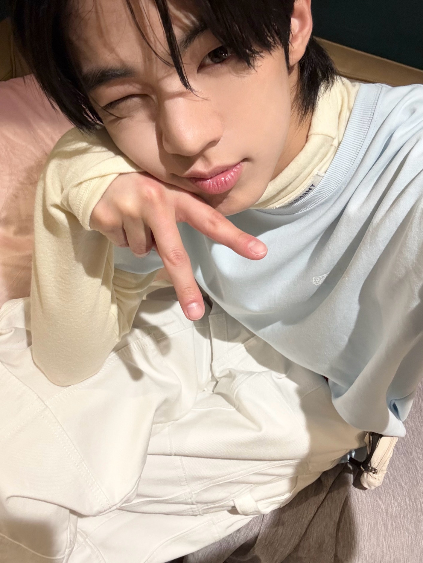 TWS Community Post - 😜😜 - DOHOON