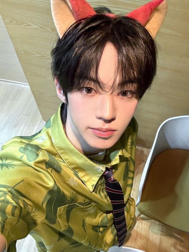 TWS Community Post - happy birthday dohoon happy dohoon day 🎂🎂🥳🥳🥳💕💕