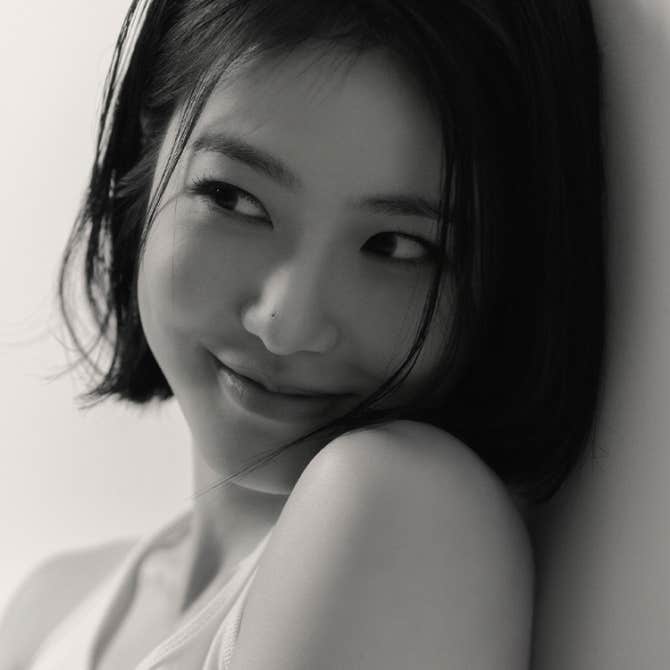 Most recent profile image for SHIN YE EUN SHIN YE EUN