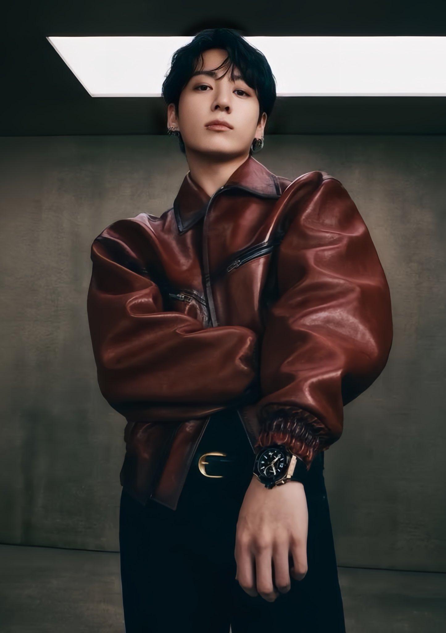 BTSコミュニティの投稿 - Jungkook X Hublot.. 정국이 너무 멋있고 잘