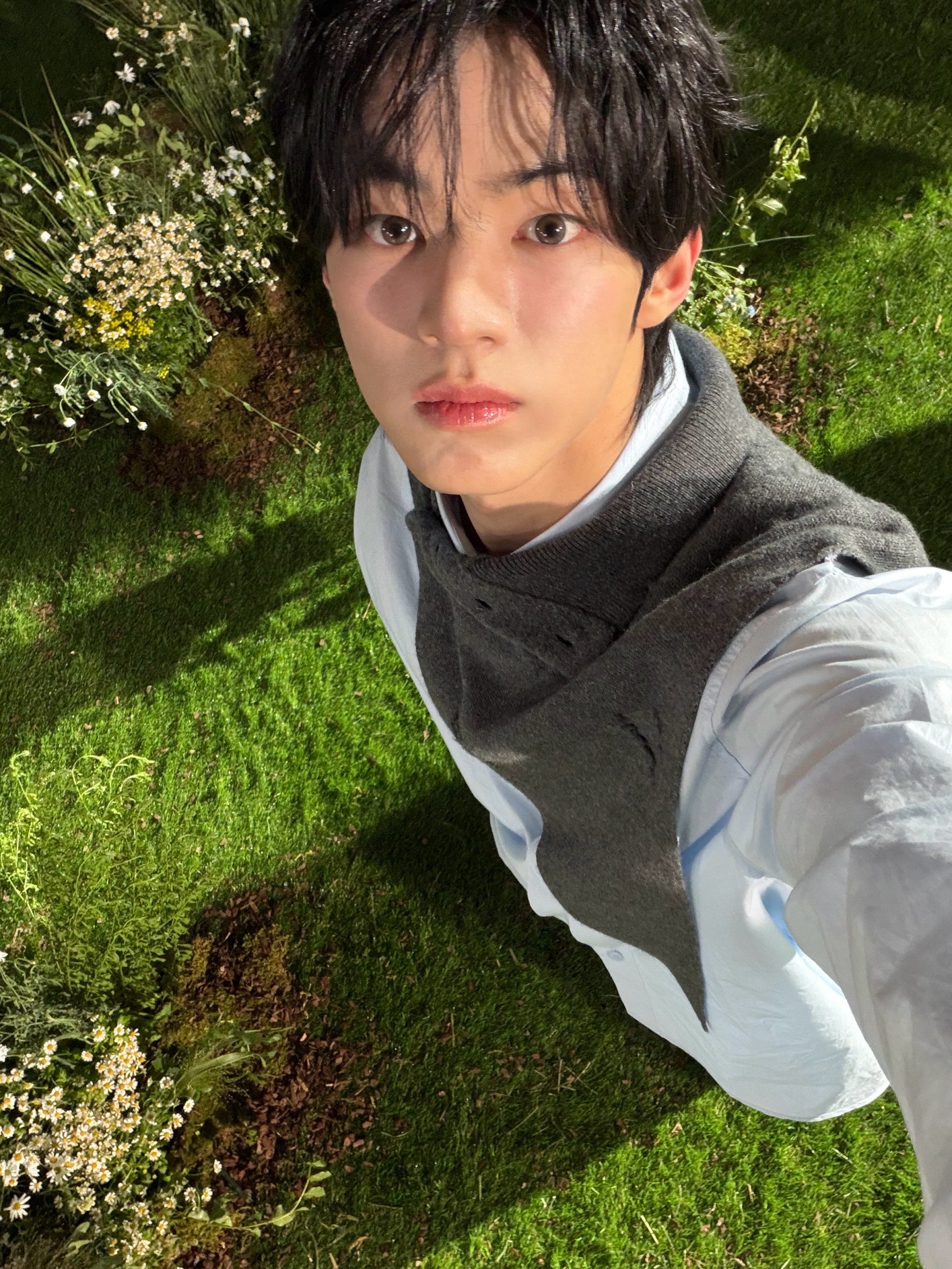 TWS Community Post - 🐜🐜 - DOHOON
