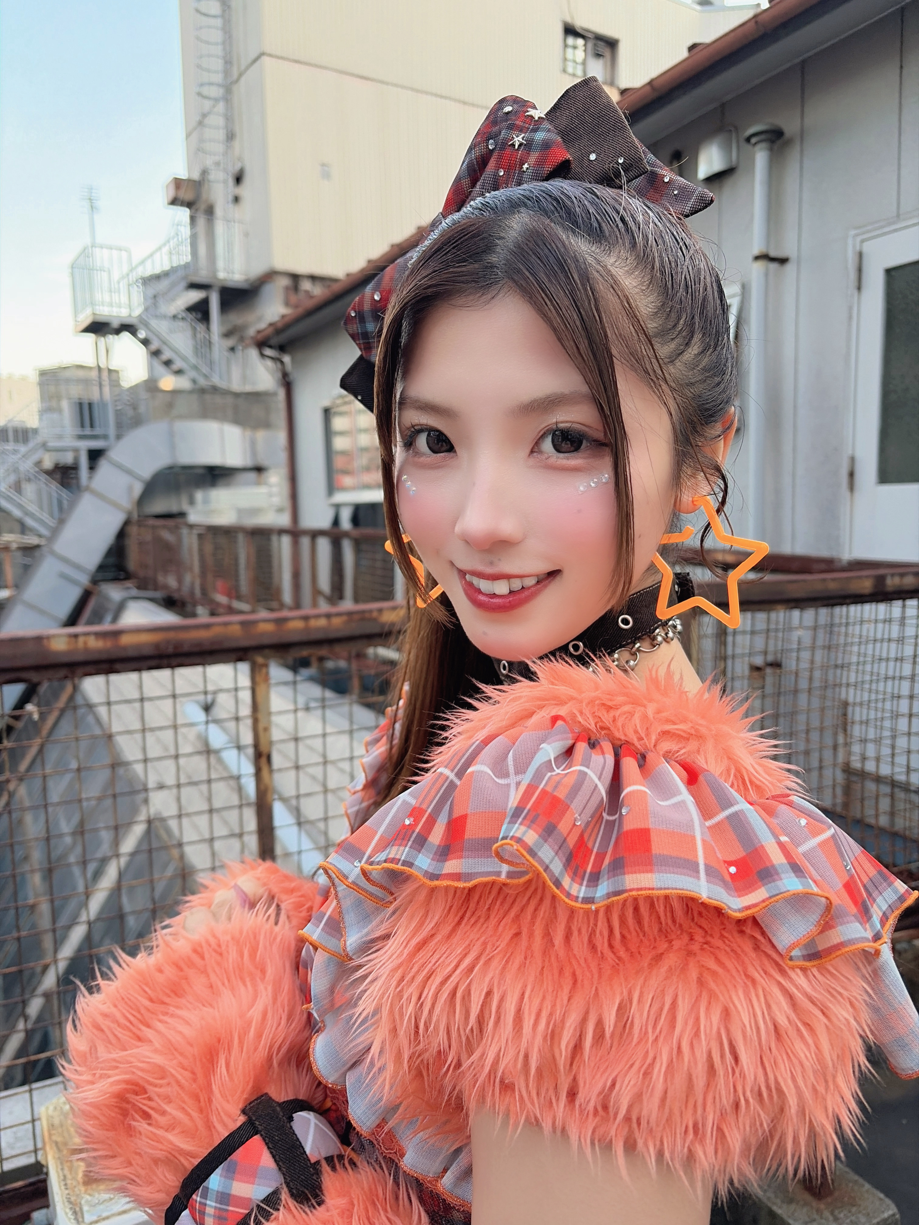 PEAK SPOT社区帖子 - Weverseはじめました！ Toi Toi Toi オレンジ色