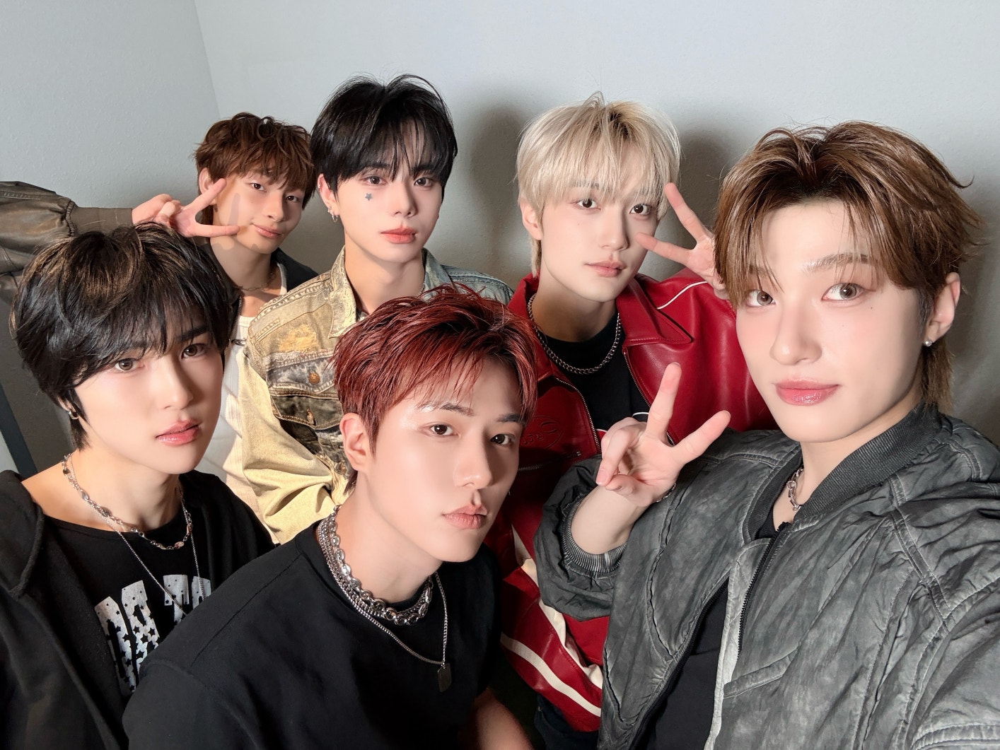 DAILY:DIRECTION Community Post - D-1 - EN KIM